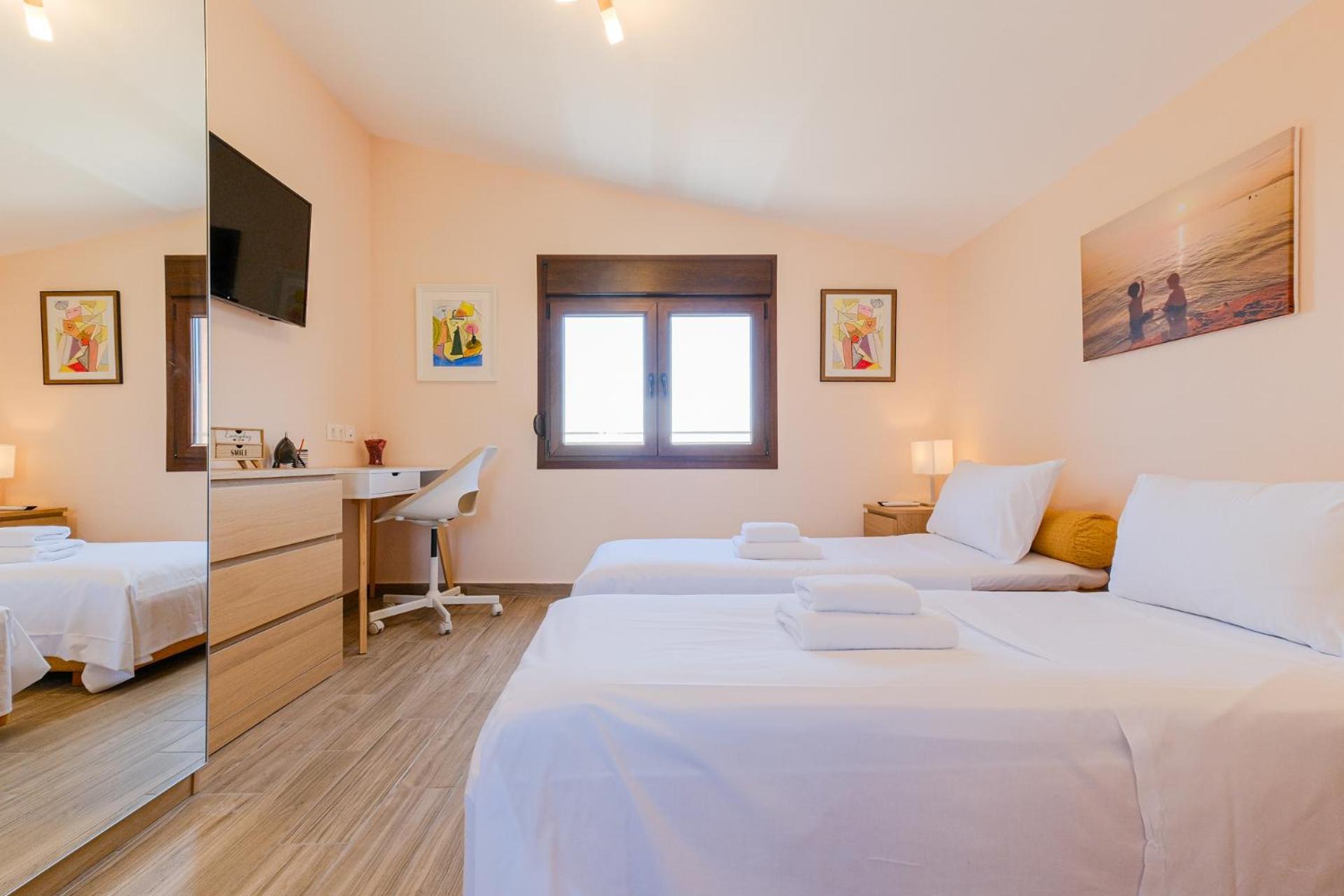 Hill Deluxe Maison & Suite, Sea View,