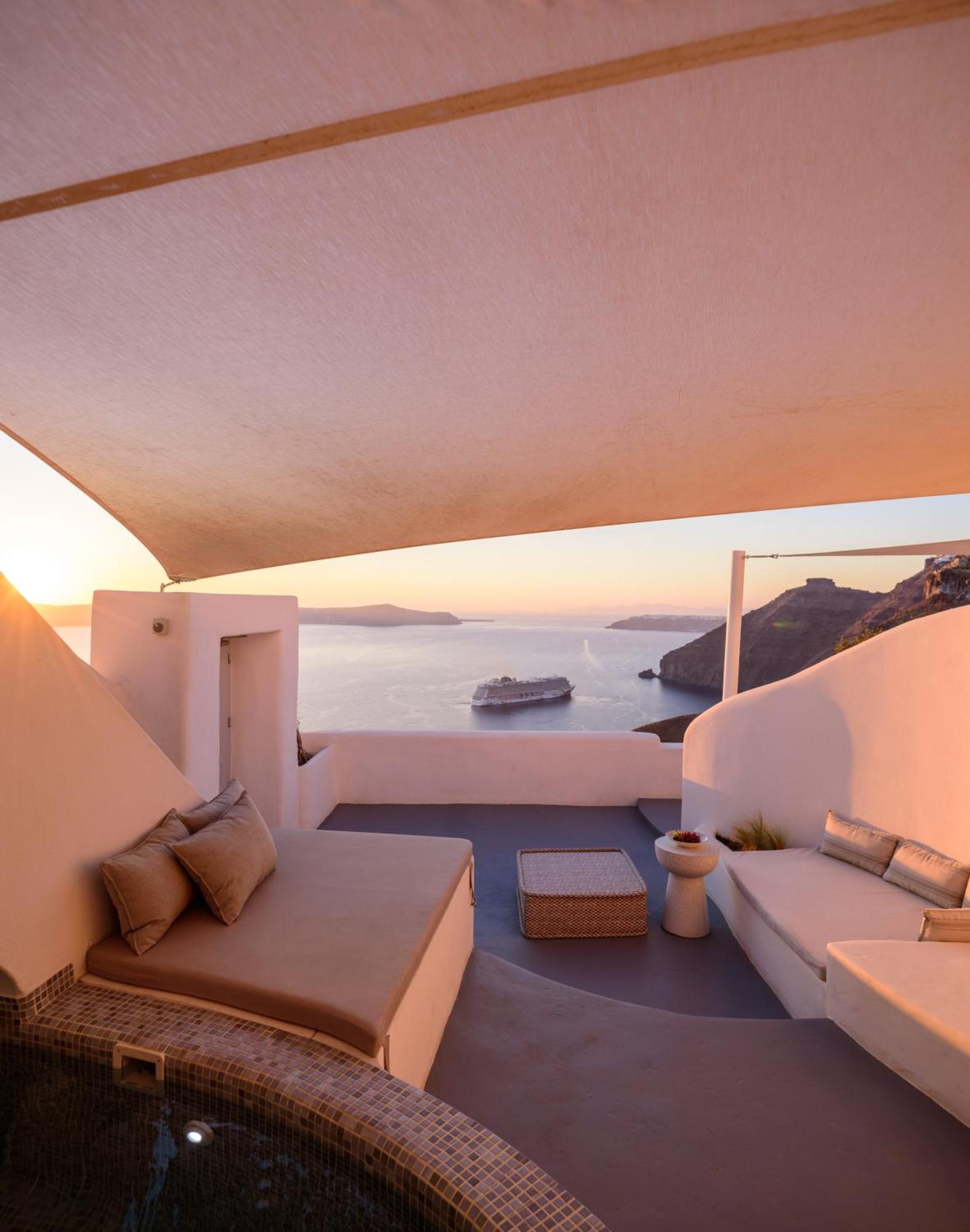 Revelis & Canava Villa