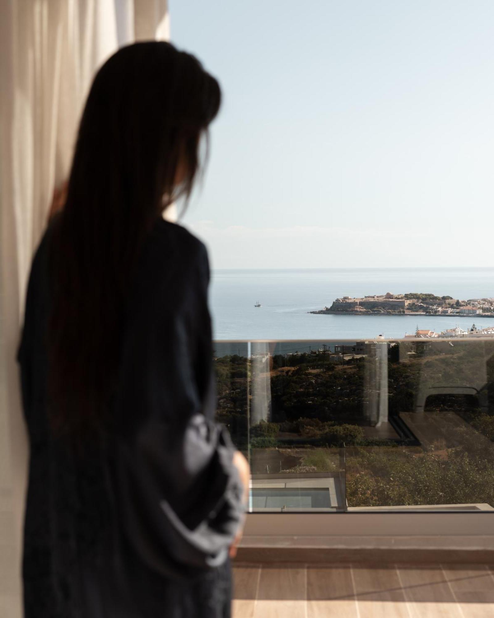 Aerial - Sea & Gaze With Daily Housekeeping By Etouri Villa *