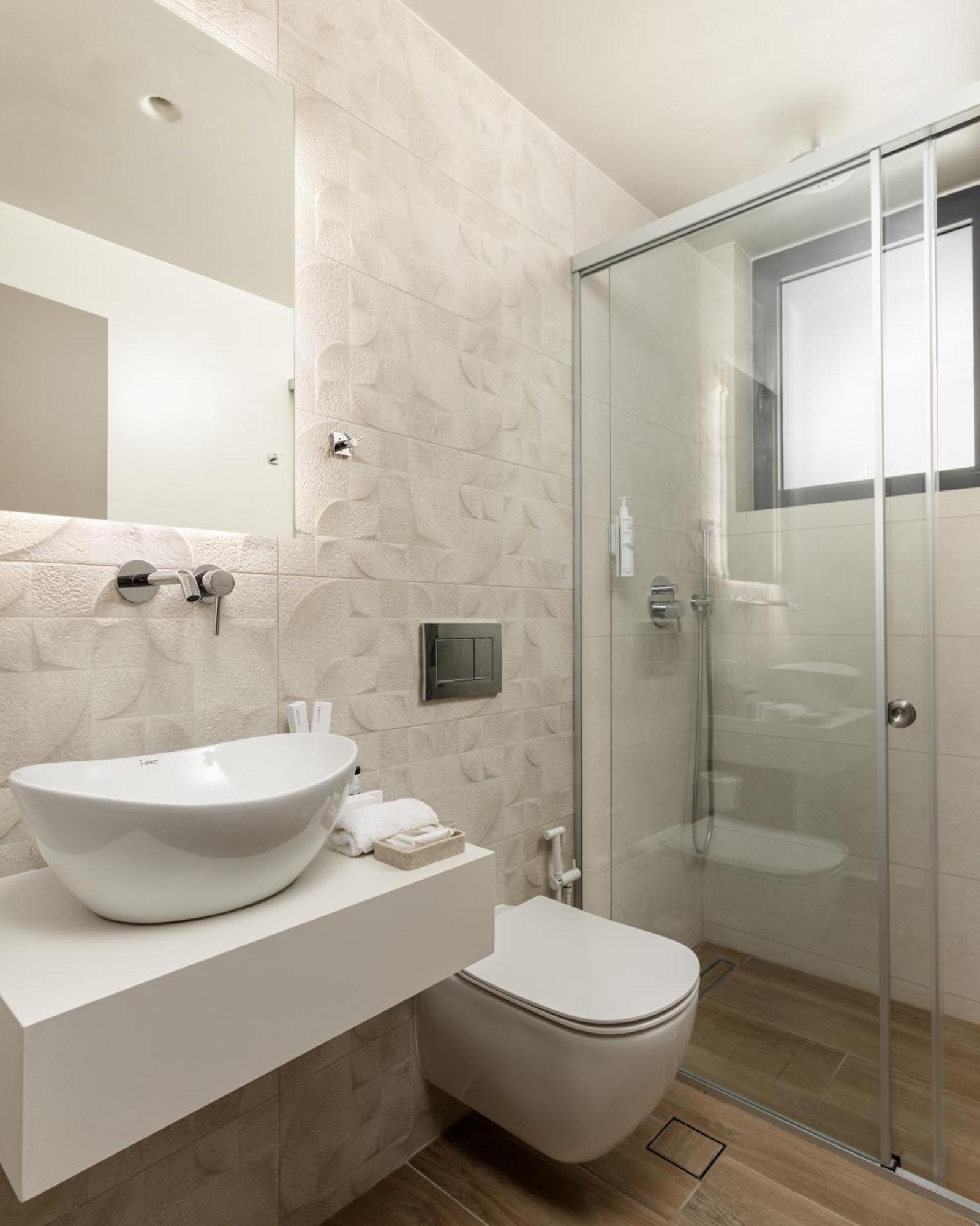 Aerial - Sea & Gaze With Daily Housekeeping By Etouri *