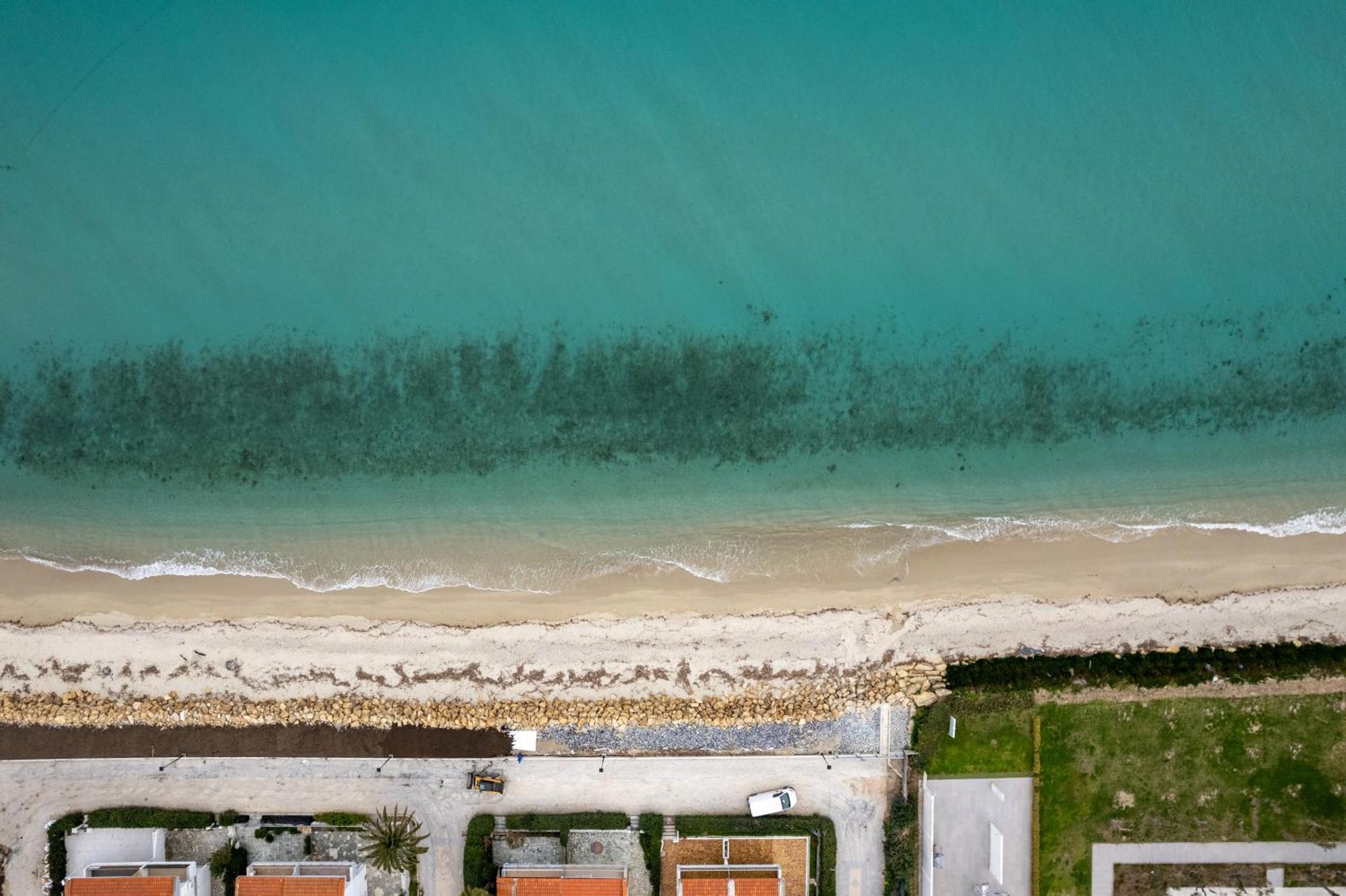 Beside The Sea Apartment
