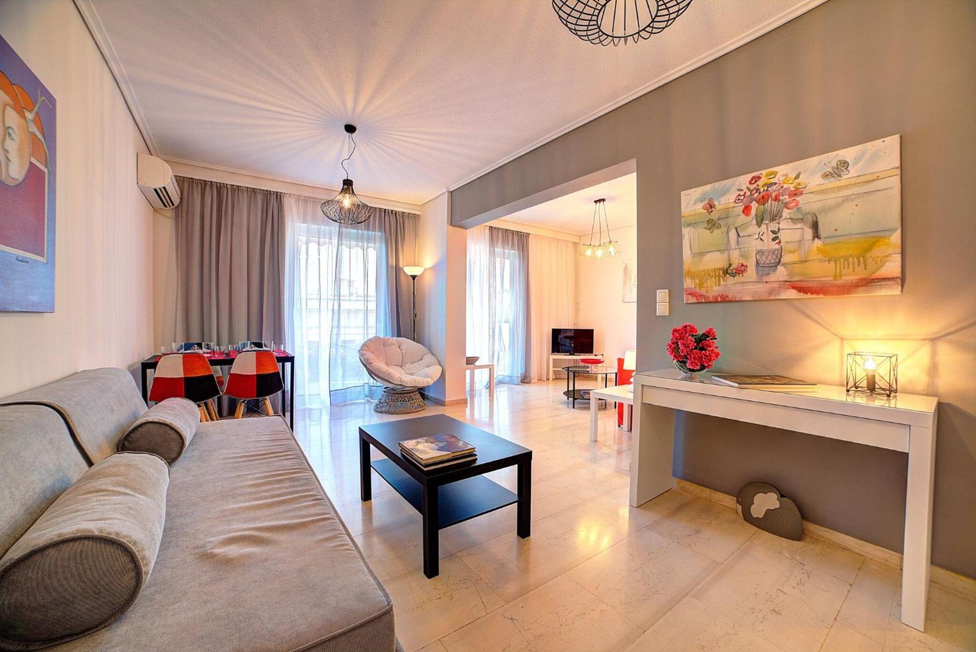 Apartment Beautiful In Glyfada Center *