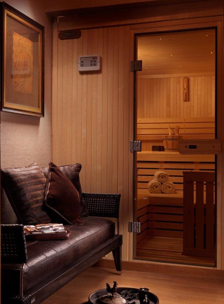 Hotel Divani Caravel 5*