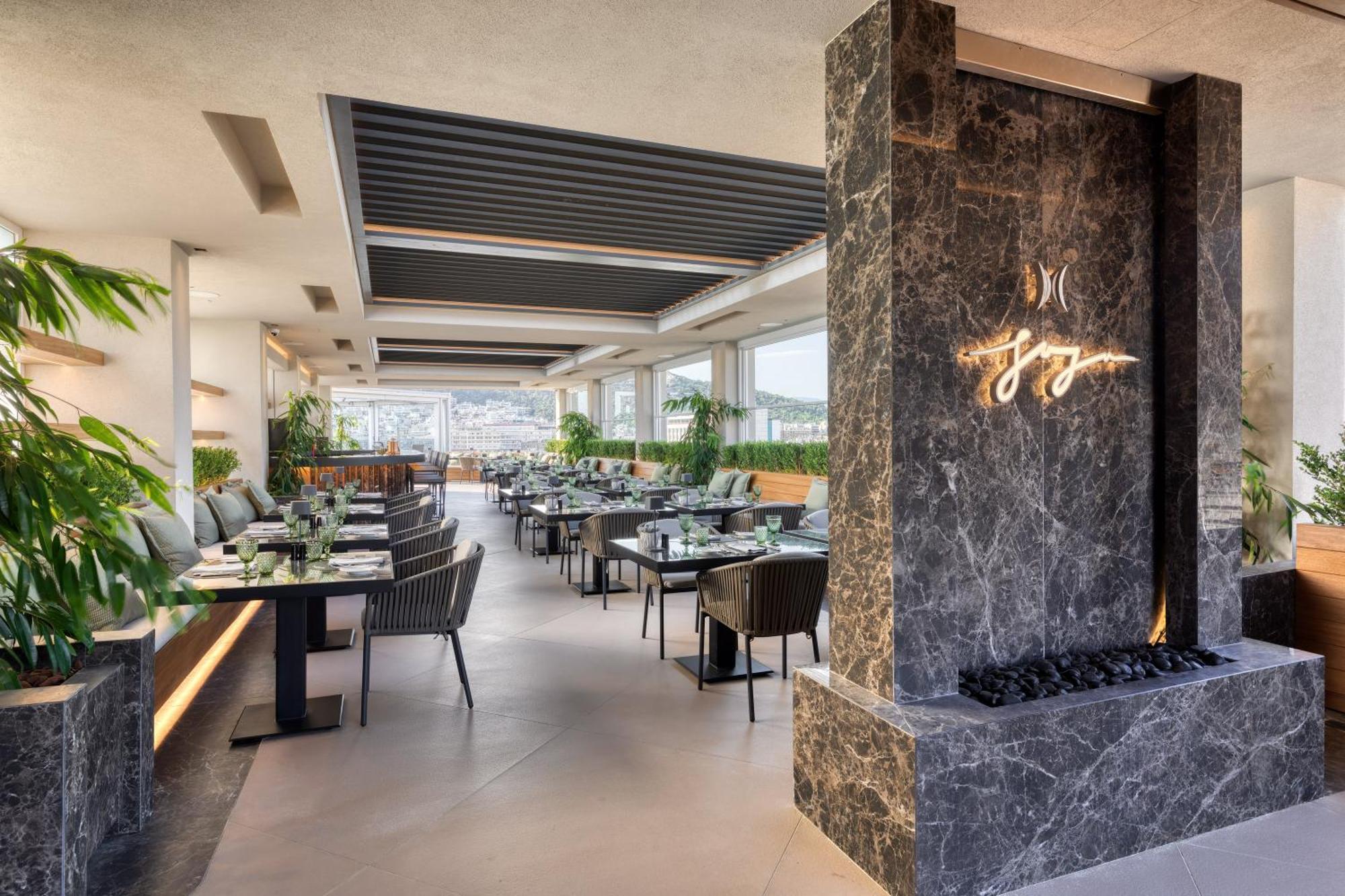 Divani Caravel