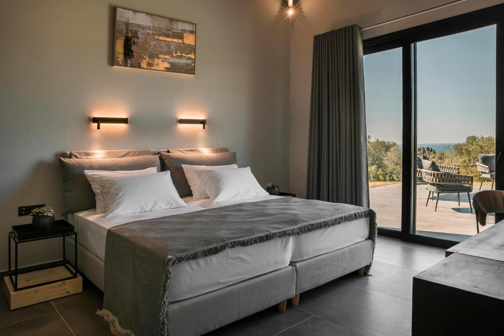 Villa Chrysa By Vintage Travel *