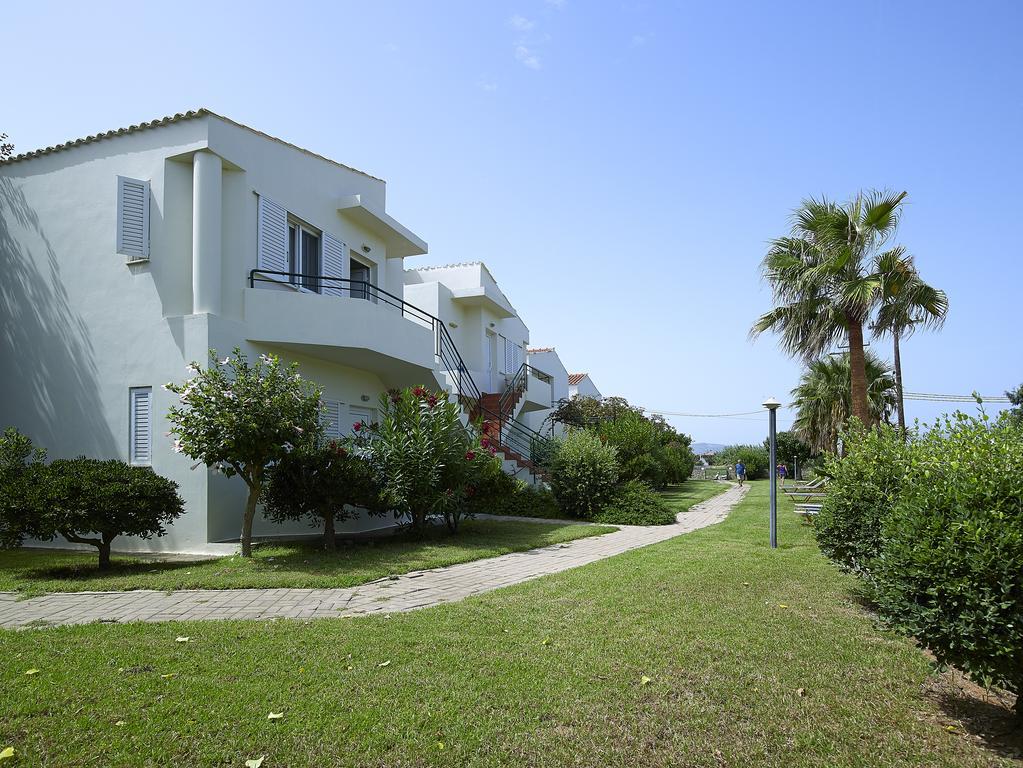 Apartment Mousses & Studios *