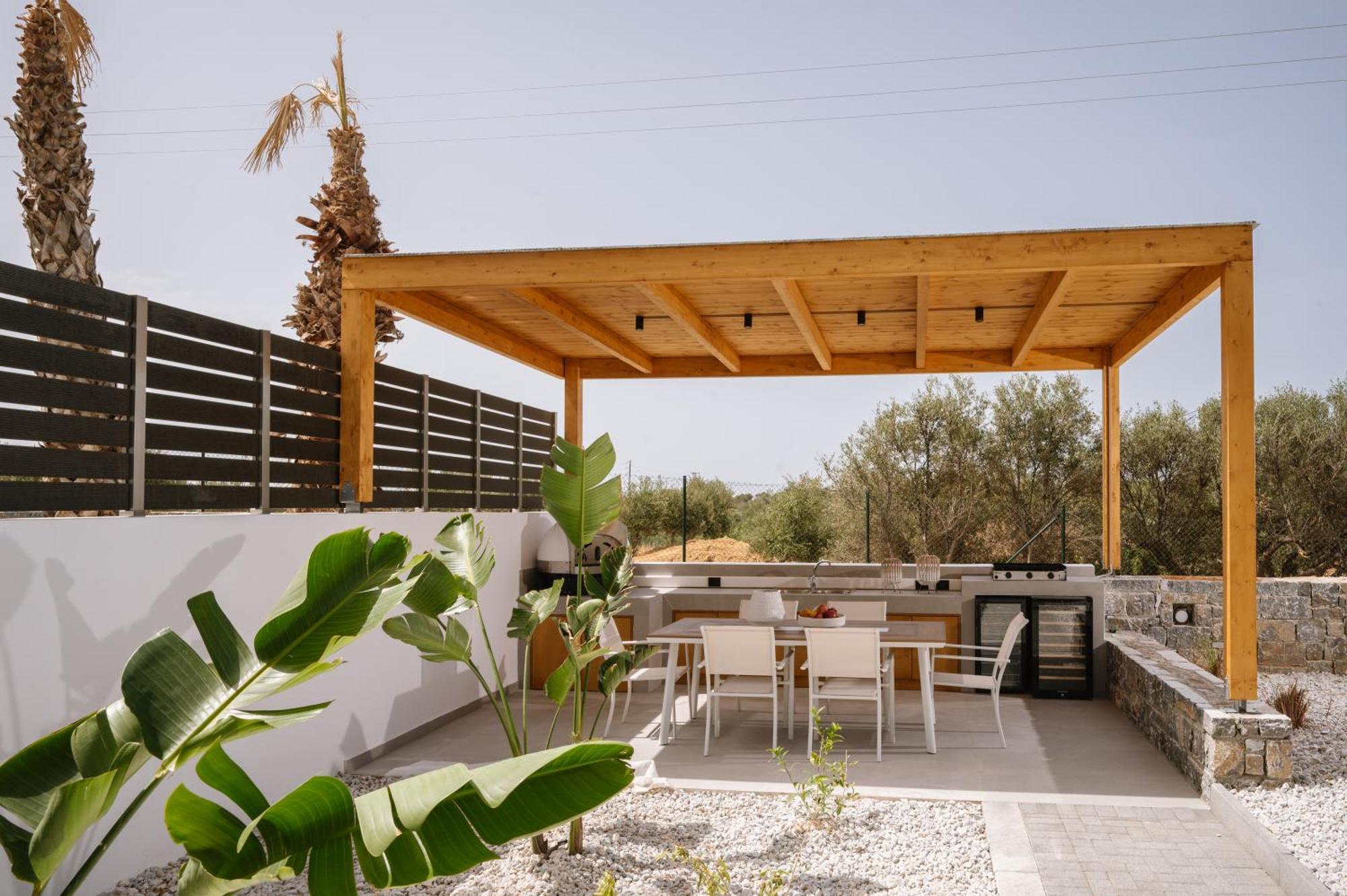 Evi & Eugenia With Heated Pools By Temma Villa