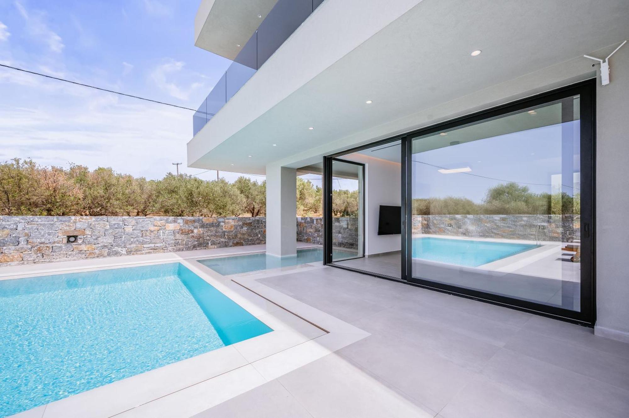 Villa Evi & Eugenia With Heated Pools By Temma Hersonissos (Crete)