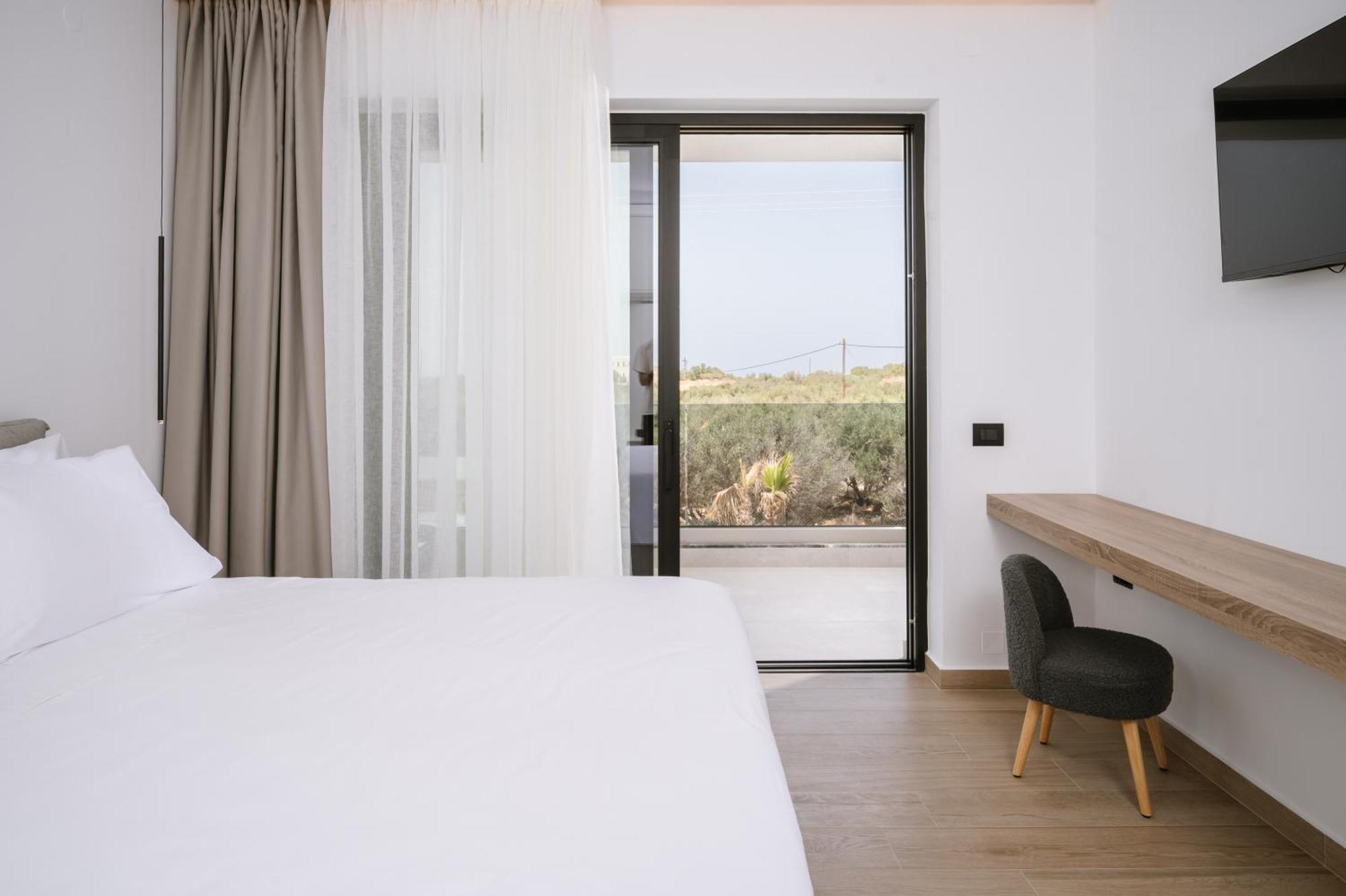 Villa Evi & Eugenia With Heated Pools By Temma Hersonissos (Crete)