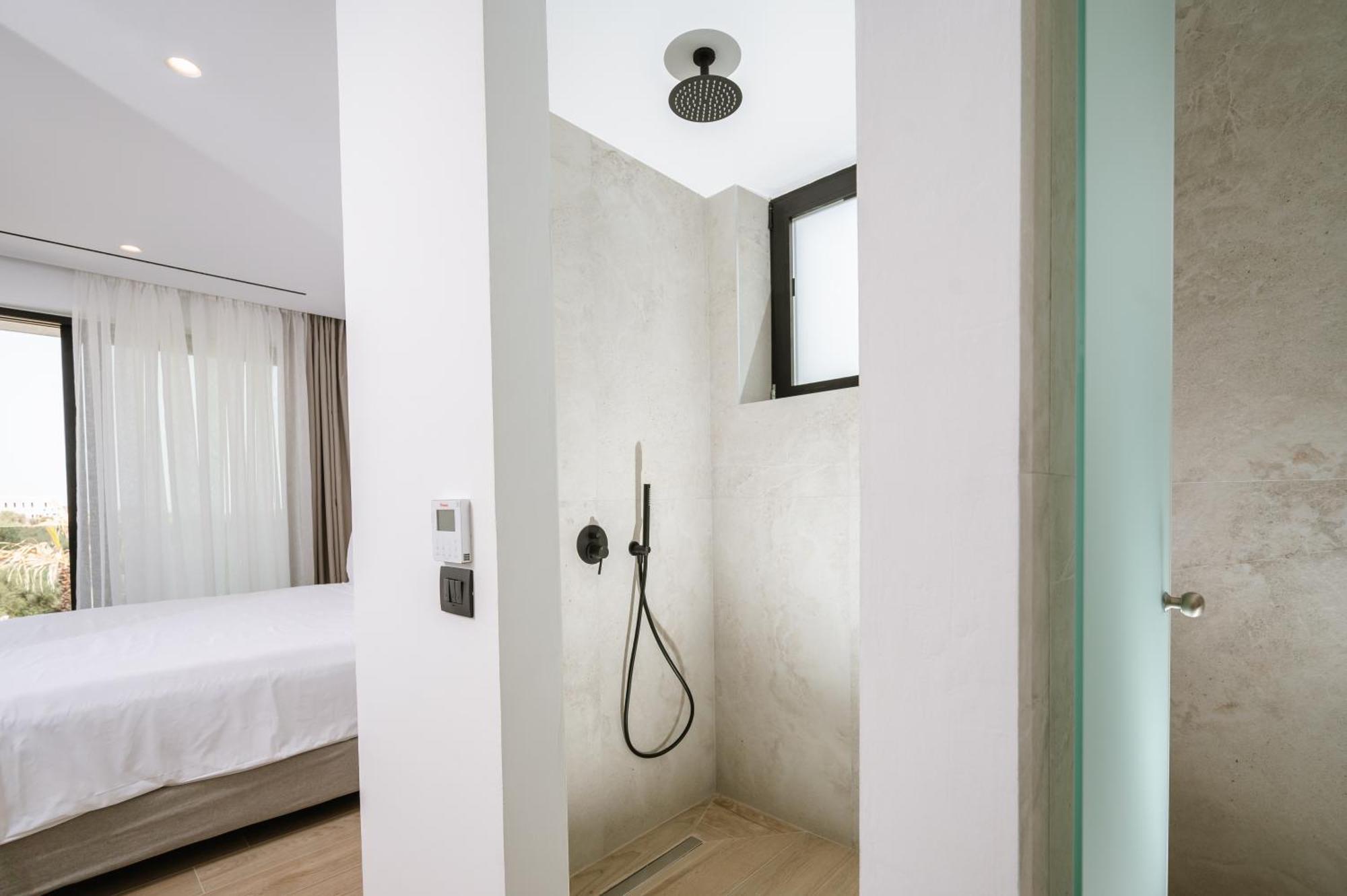 Evi & Eugenia With Heated Pools By Temma Hersonissos (Crete)