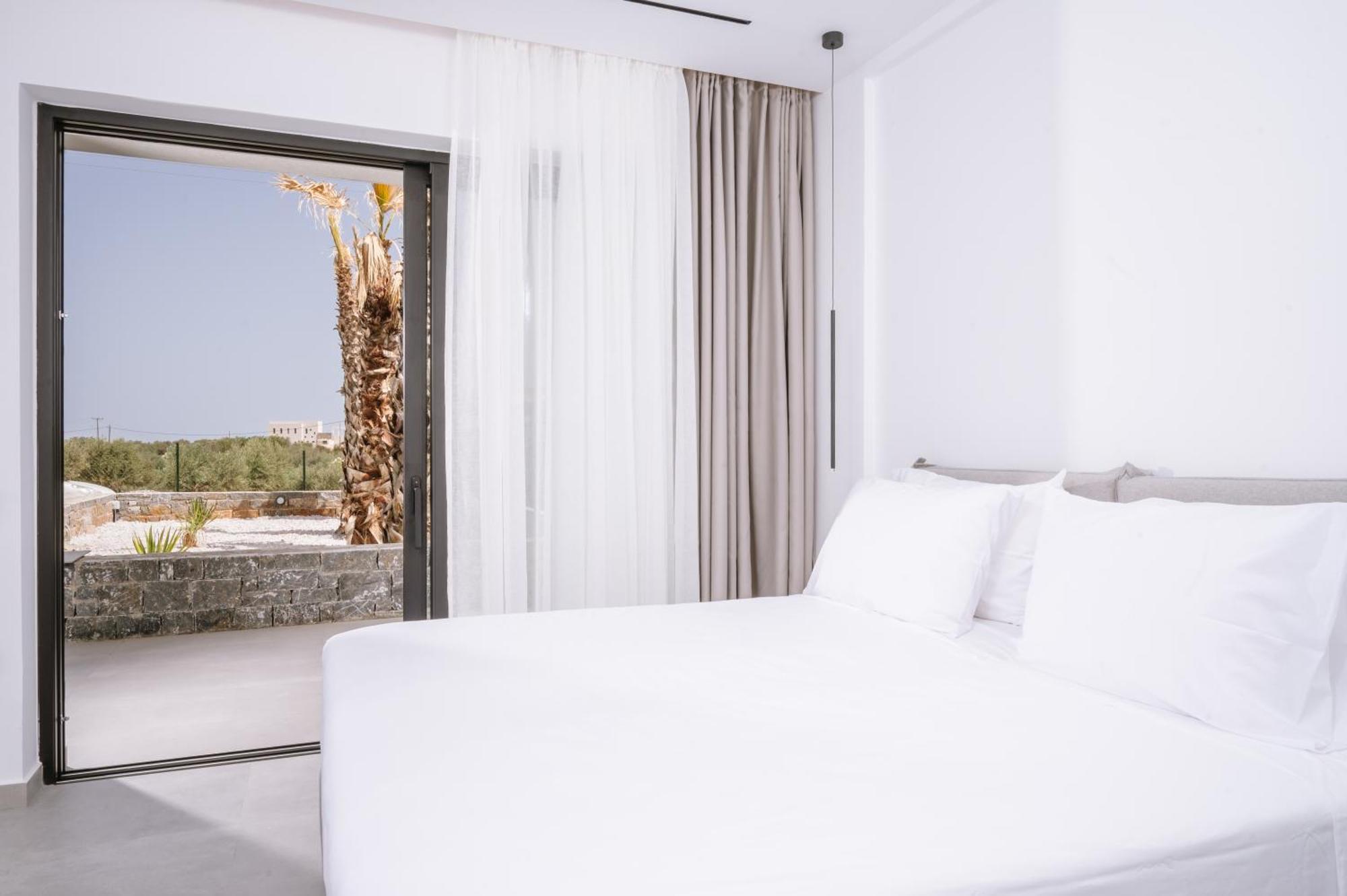 Evi & Eugenia With Heated Pools By Temma * Hersonissos (Crete)