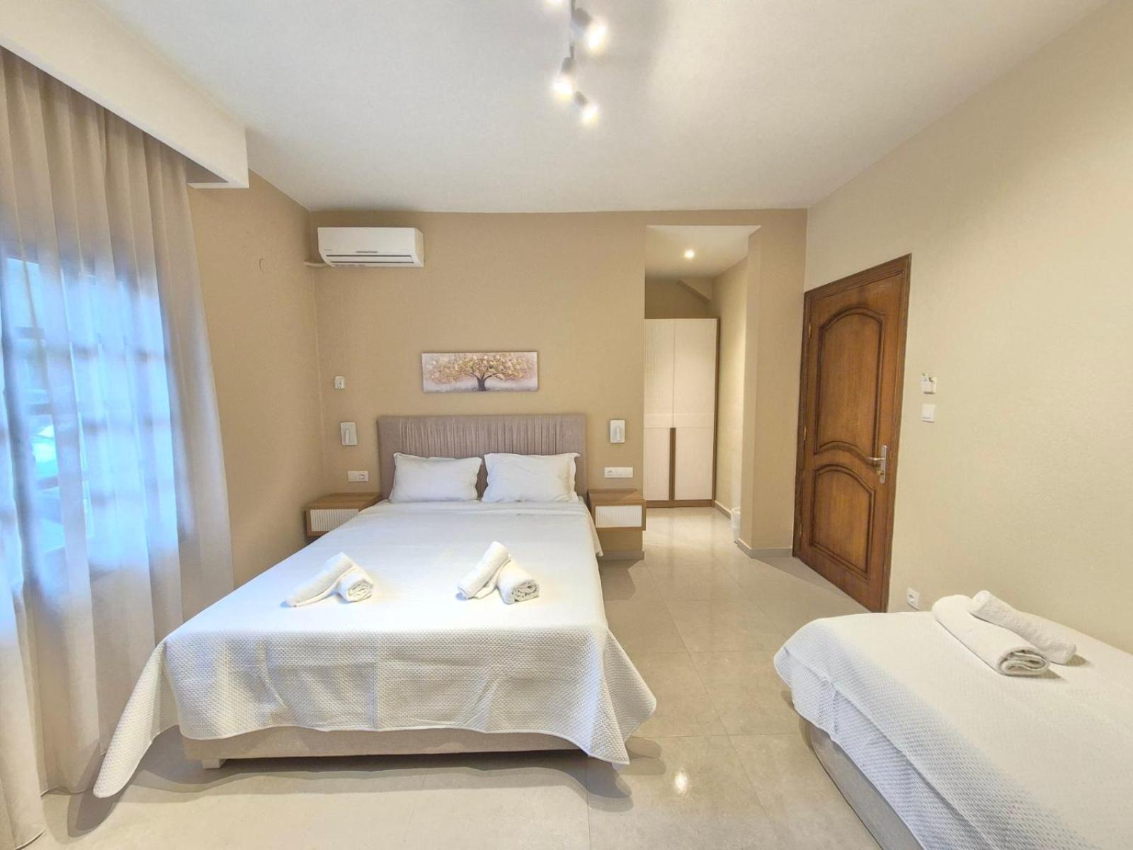 Georgalas Sun 3* Nea Kallikrateia