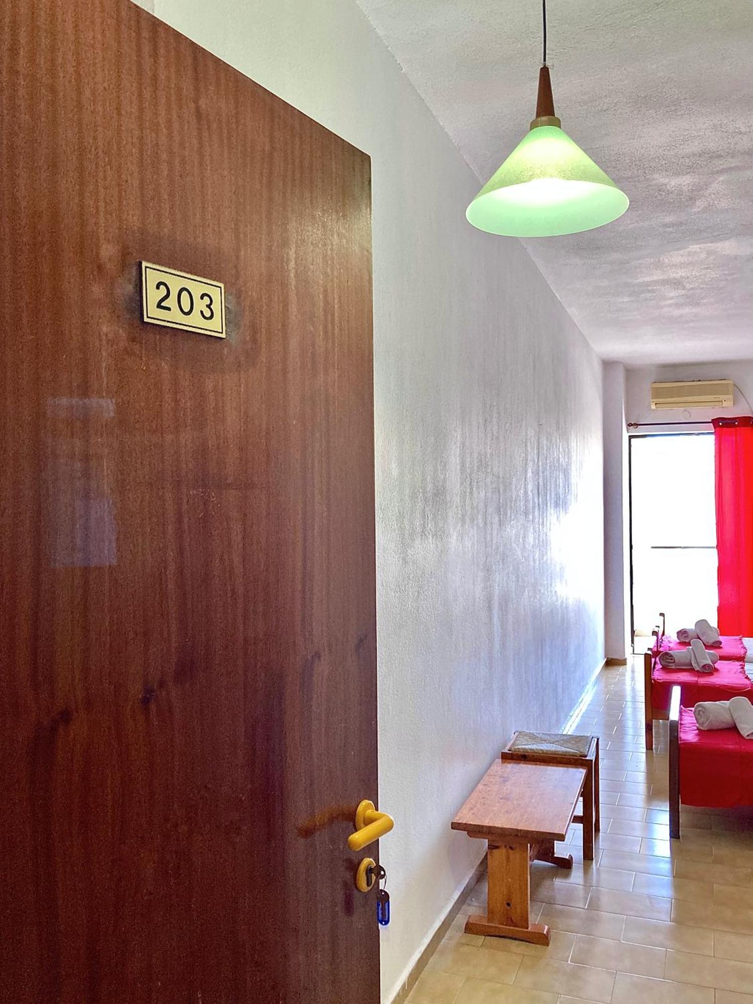 Eleana Apartments Apartment