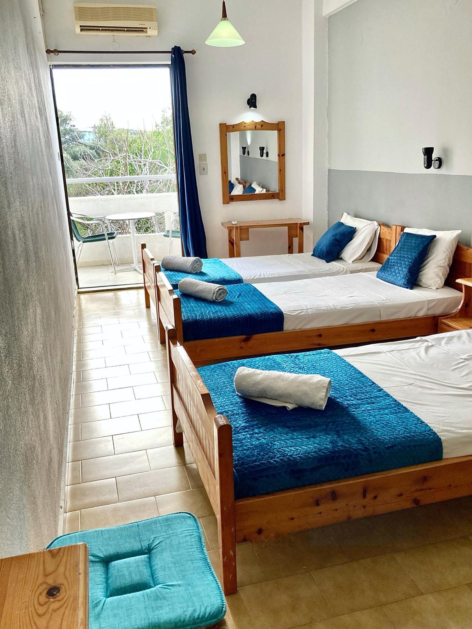 Eleana Apartments *