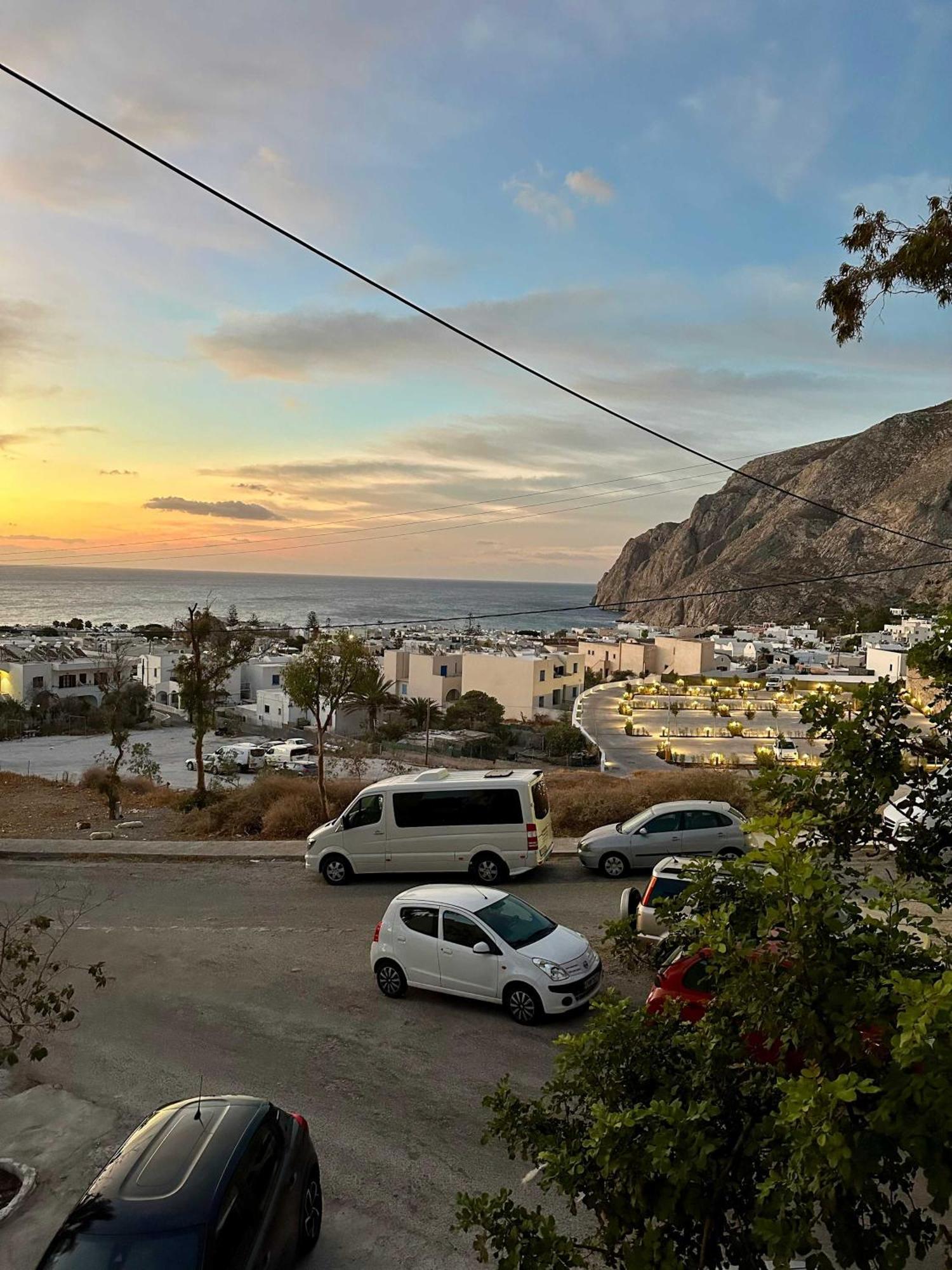 Serenite Santorini Getaway Offering 2 Bedrooms And Stunning Sea Views Kamari (Santorini)