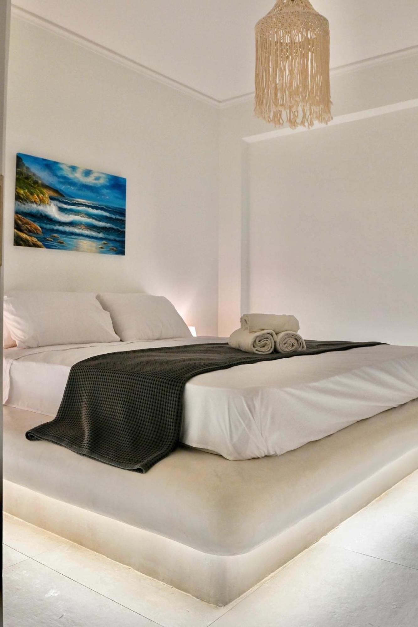 Serenite Santorini Getaway Offering 2 Bedrooms And Stunning Sea Views Apartment Kamari (Santorini)