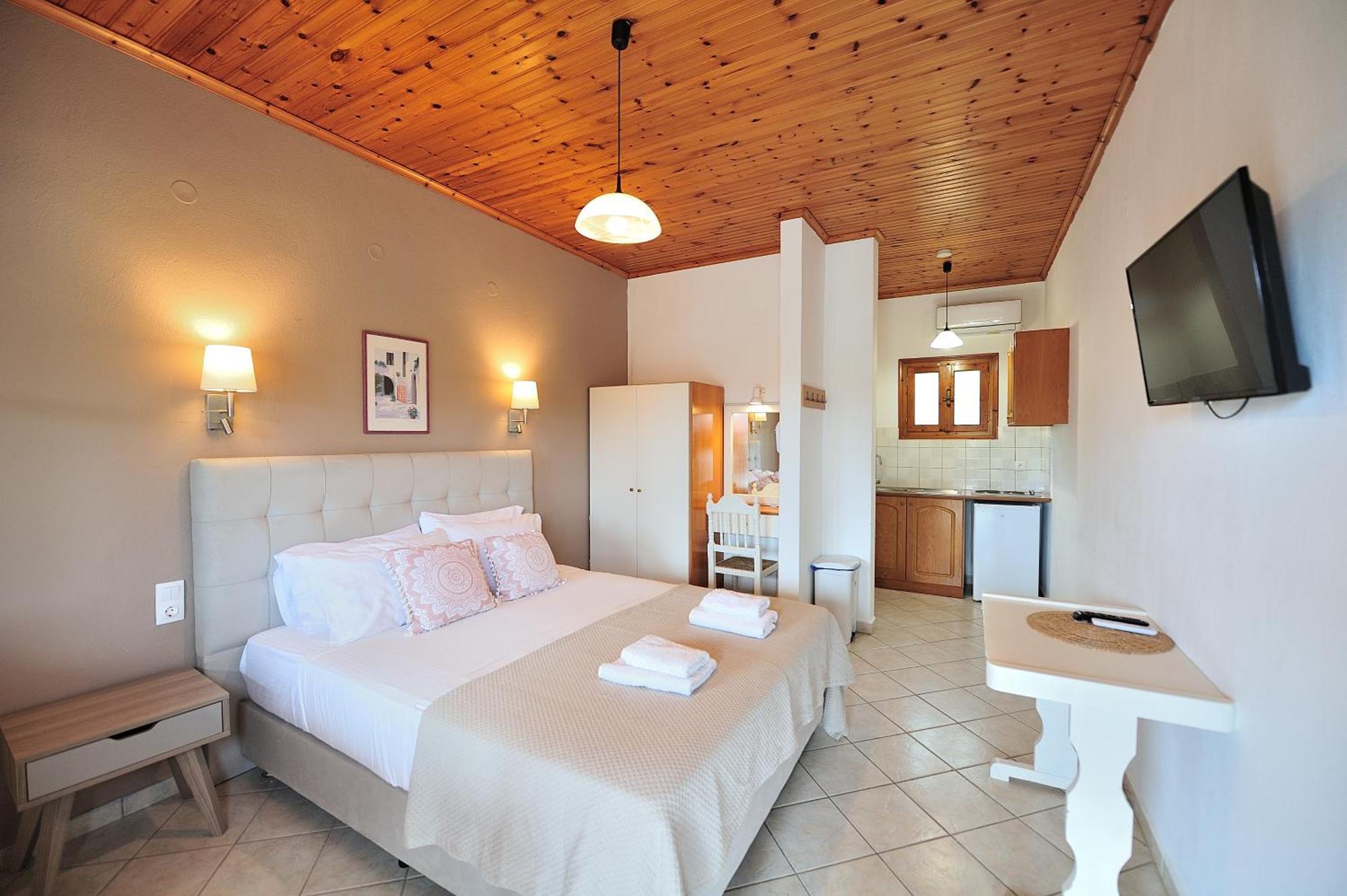 Vista Mare Skiathos Hotel 2*