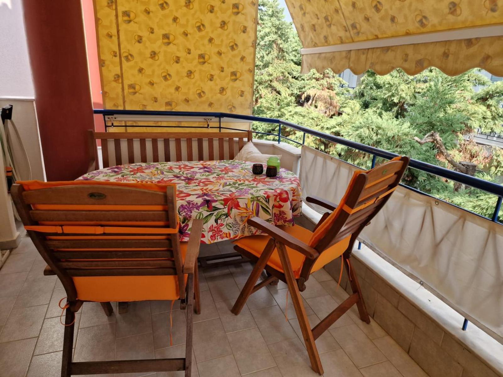 Apartment Cozy Sun Polychrono