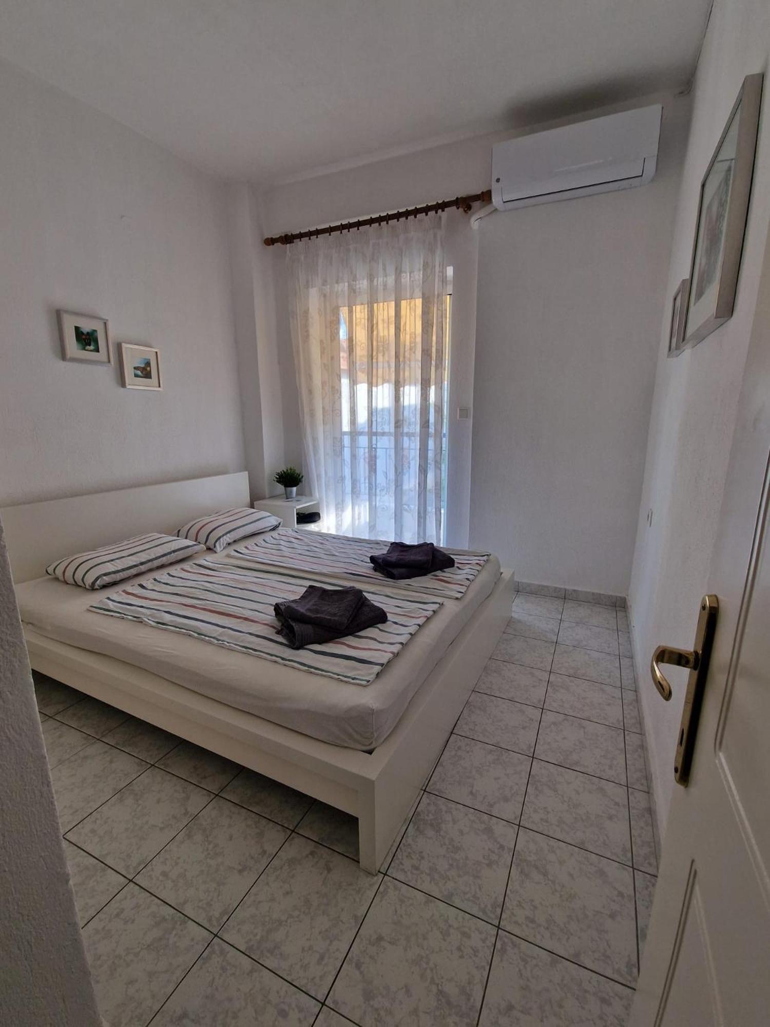 Cozy Sun Apartment Polychrono