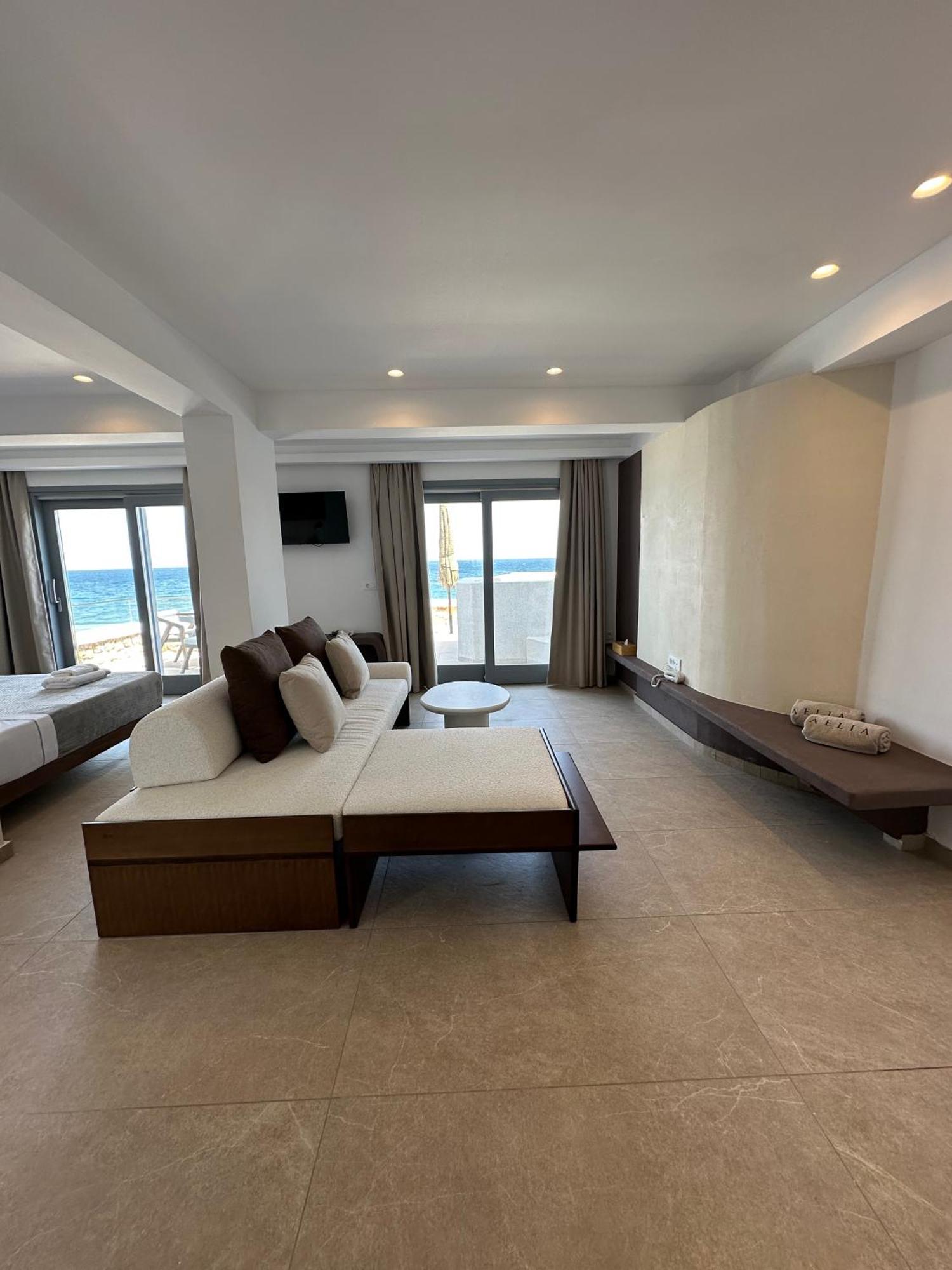 Aelia Thalassa Hotel