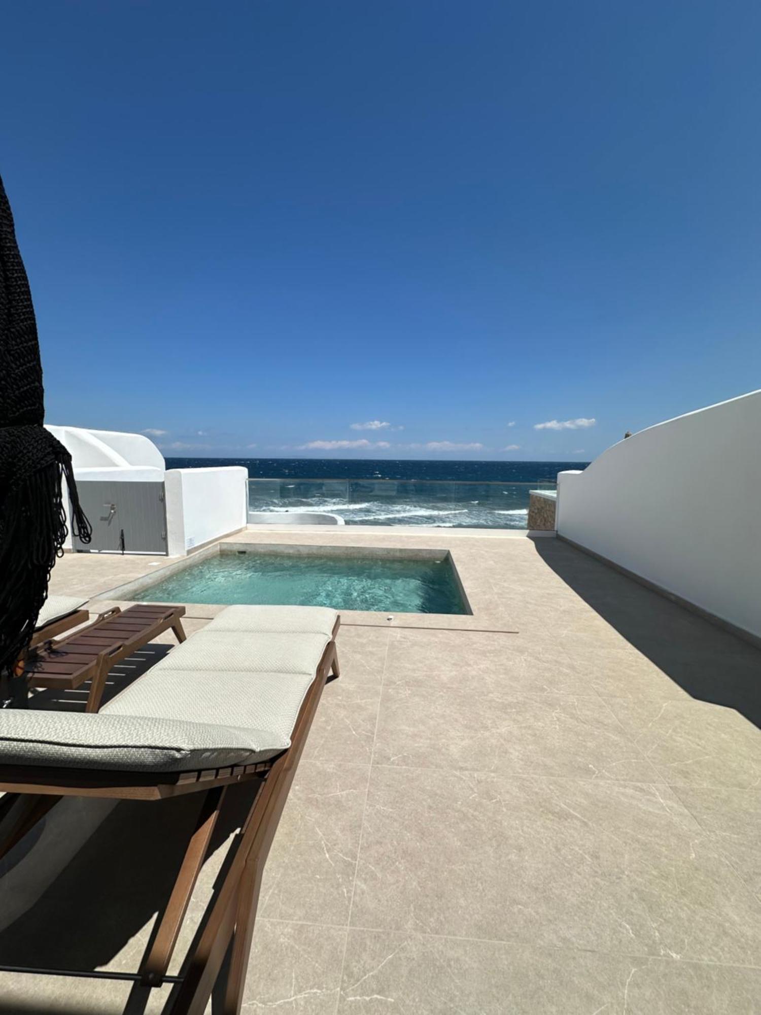 Aelia Thalassa Hotel Monolithos (Santorini)