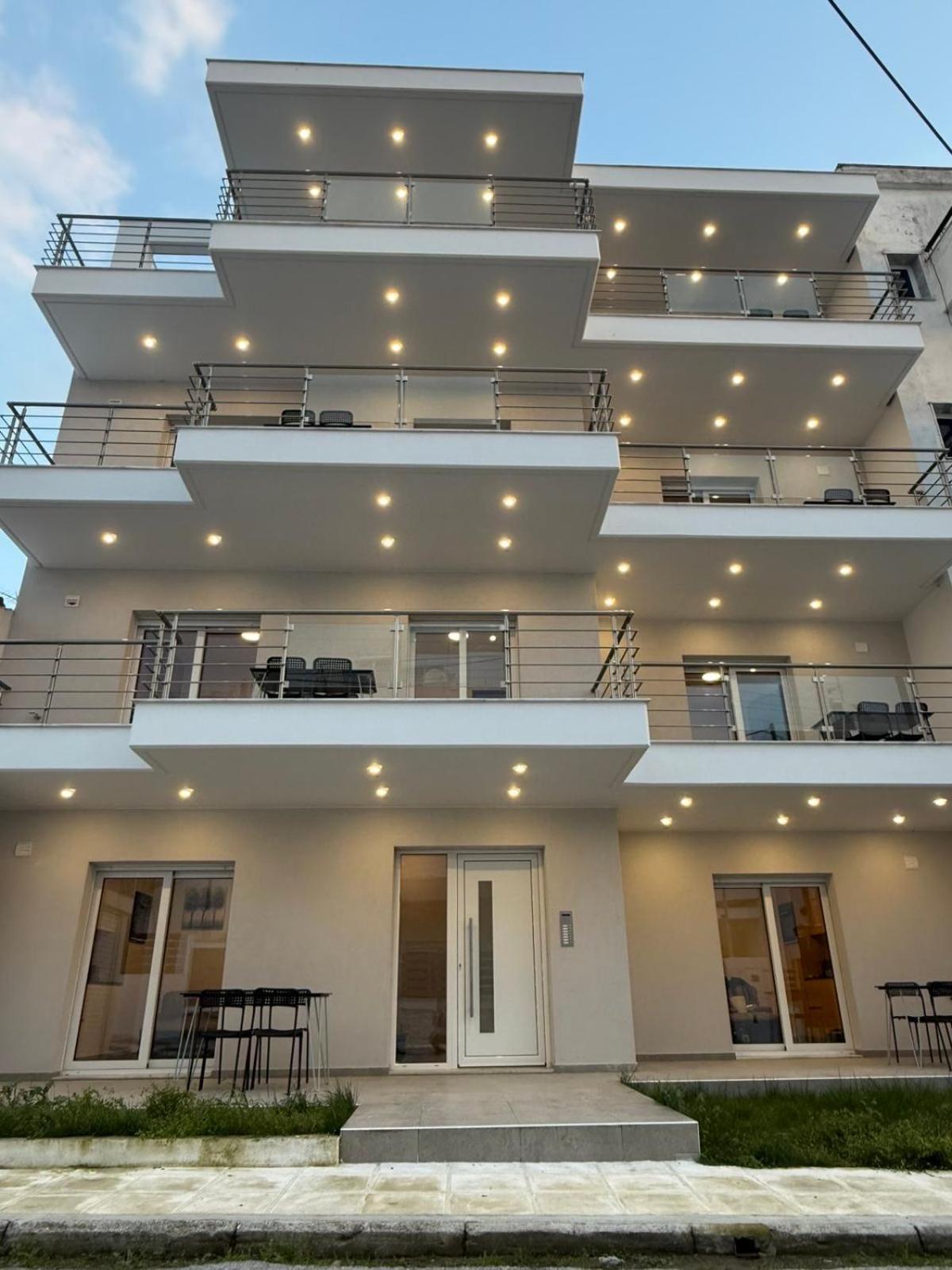 Apartment Maria Lux By Bookvillaeu Nea Kallikrateia