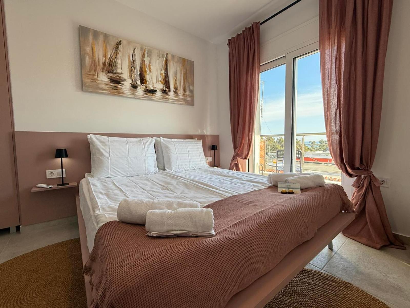 Apartment Maria Lux By Bookvillaeu Nea Kallikrateia