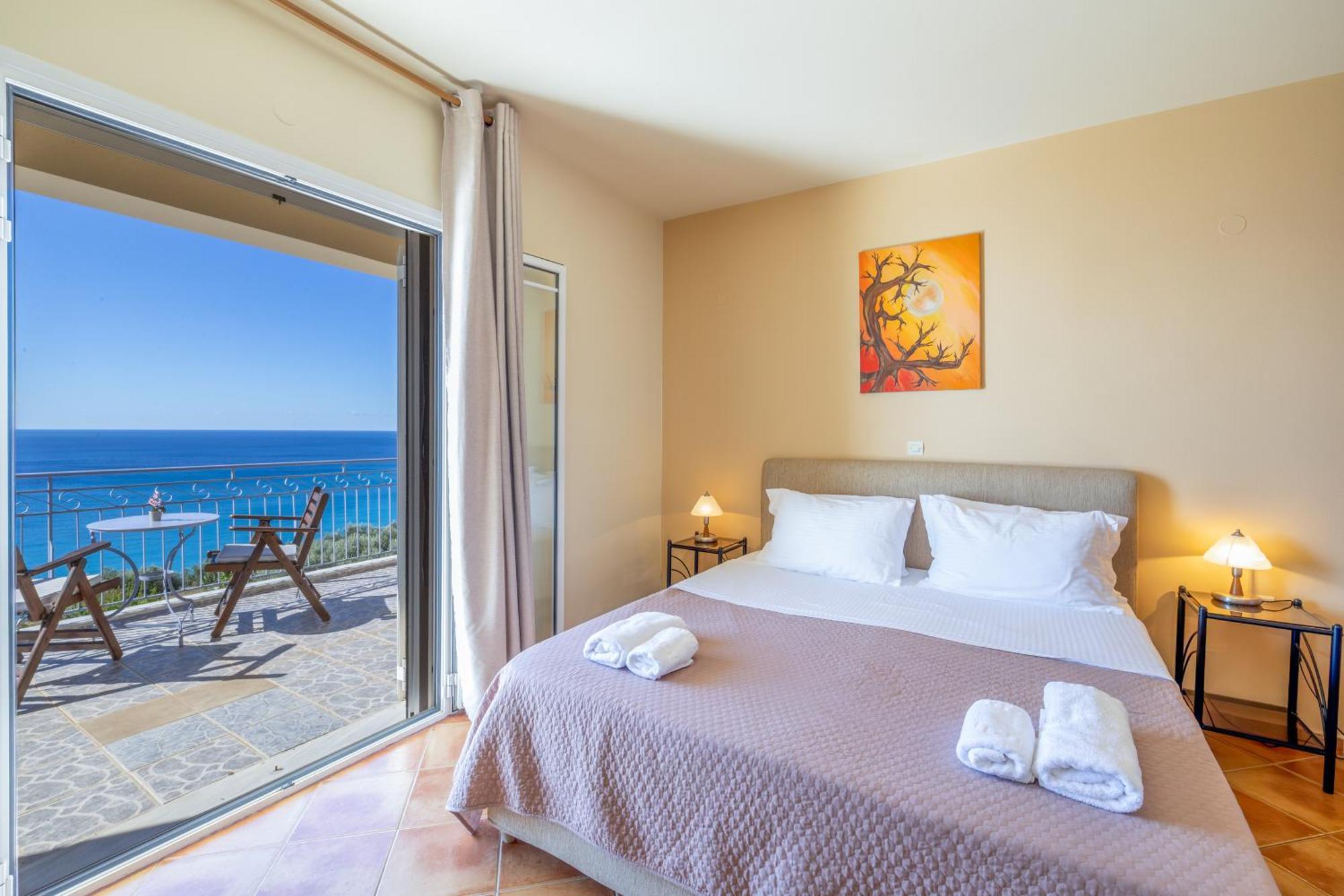 Apartment Delfinia *