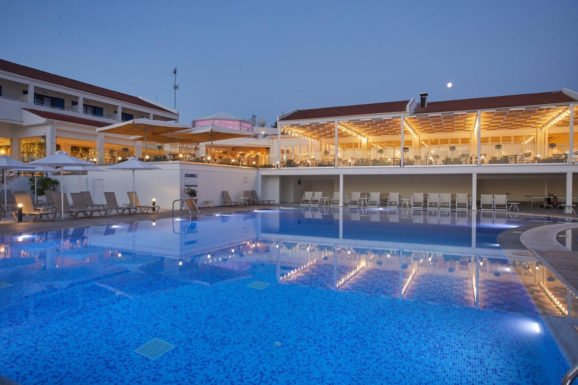 Hotel Aluasoul Zakynthos (adults Only) 4*