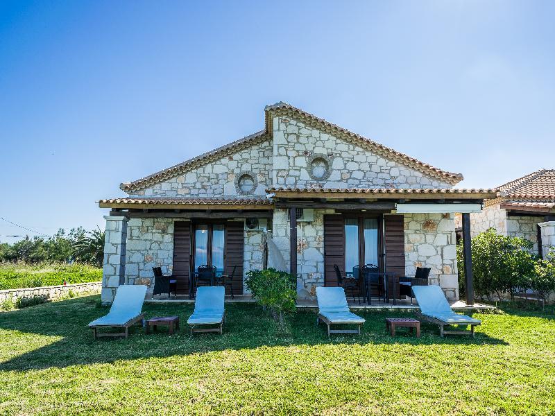 Kavos Psarou Holiday home *