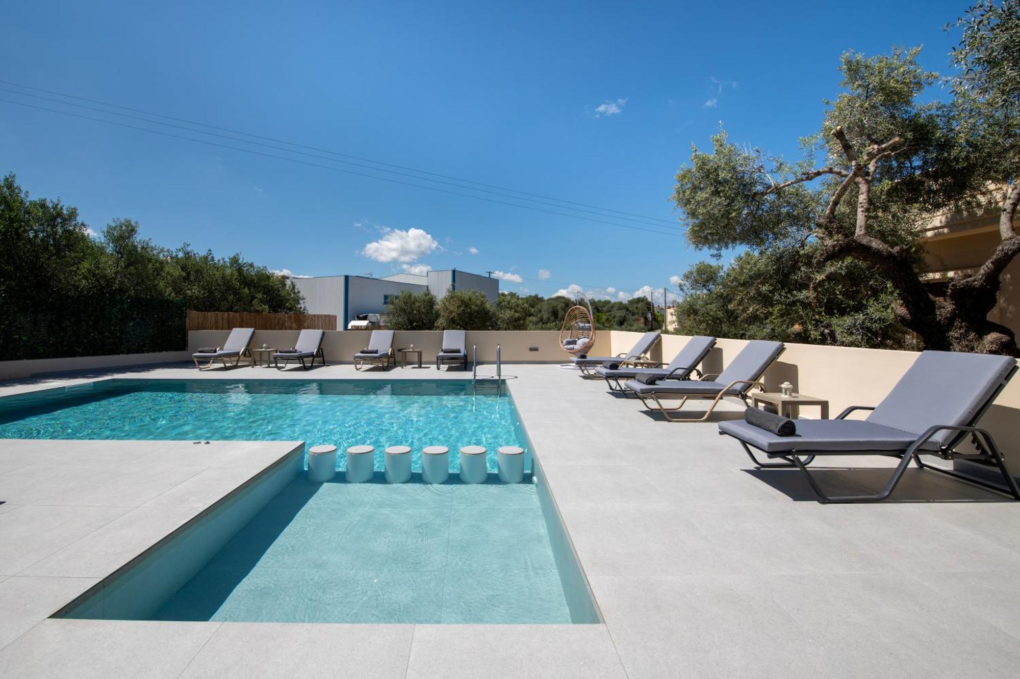With Private Pool Near To The Sea Apartment Daratsos