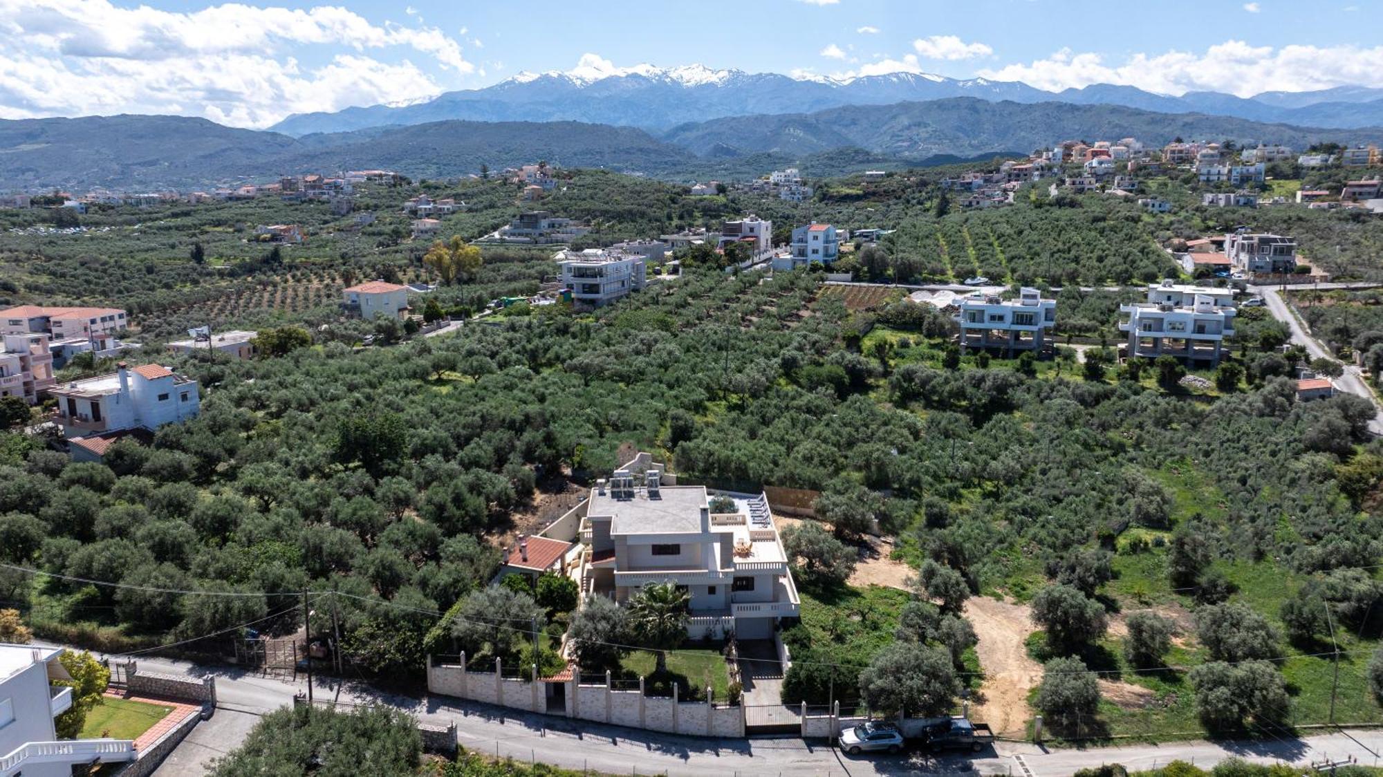 With Private Pool Near To The Sea