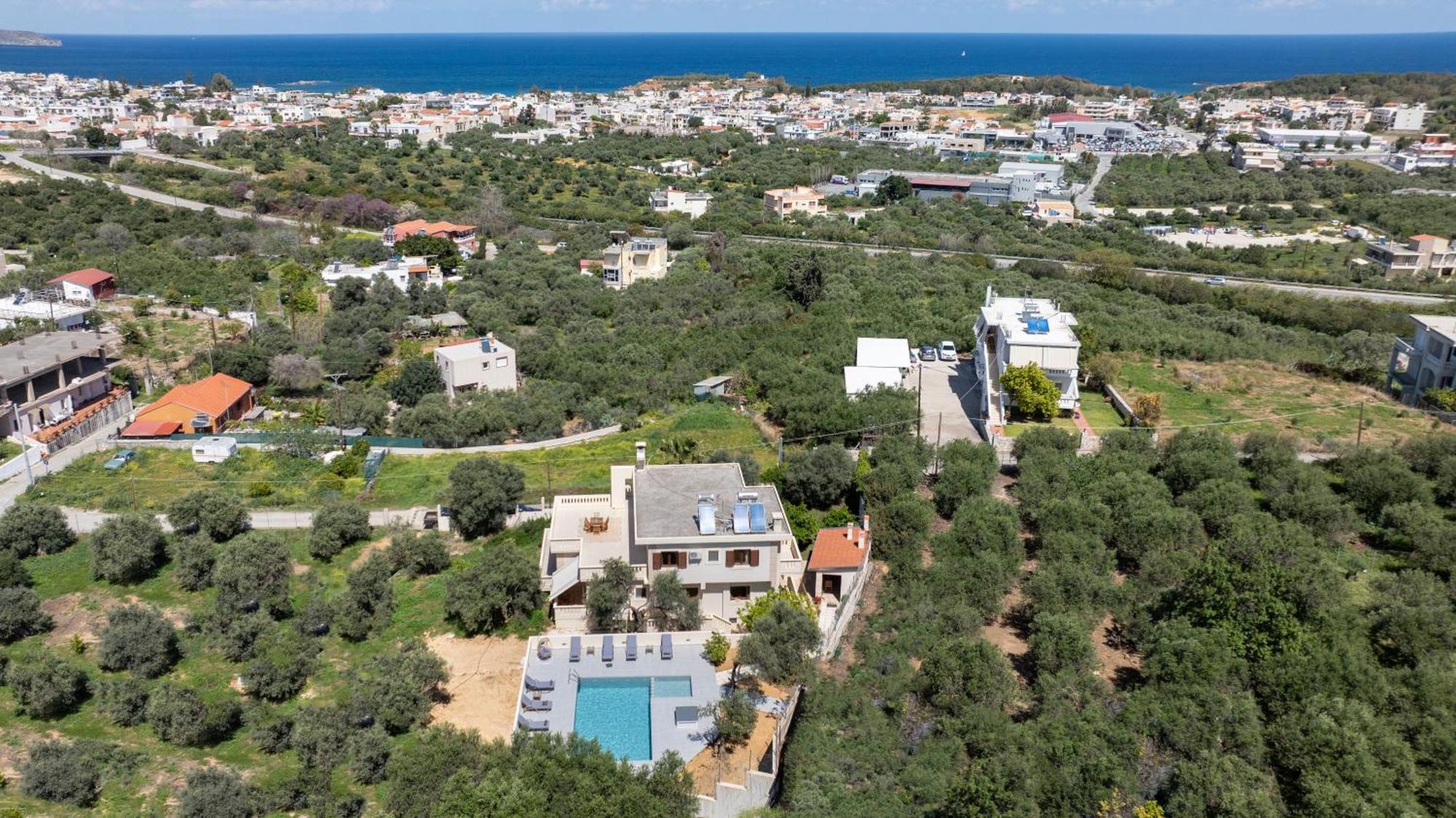 With Private Pool Near To The Sea Apartment