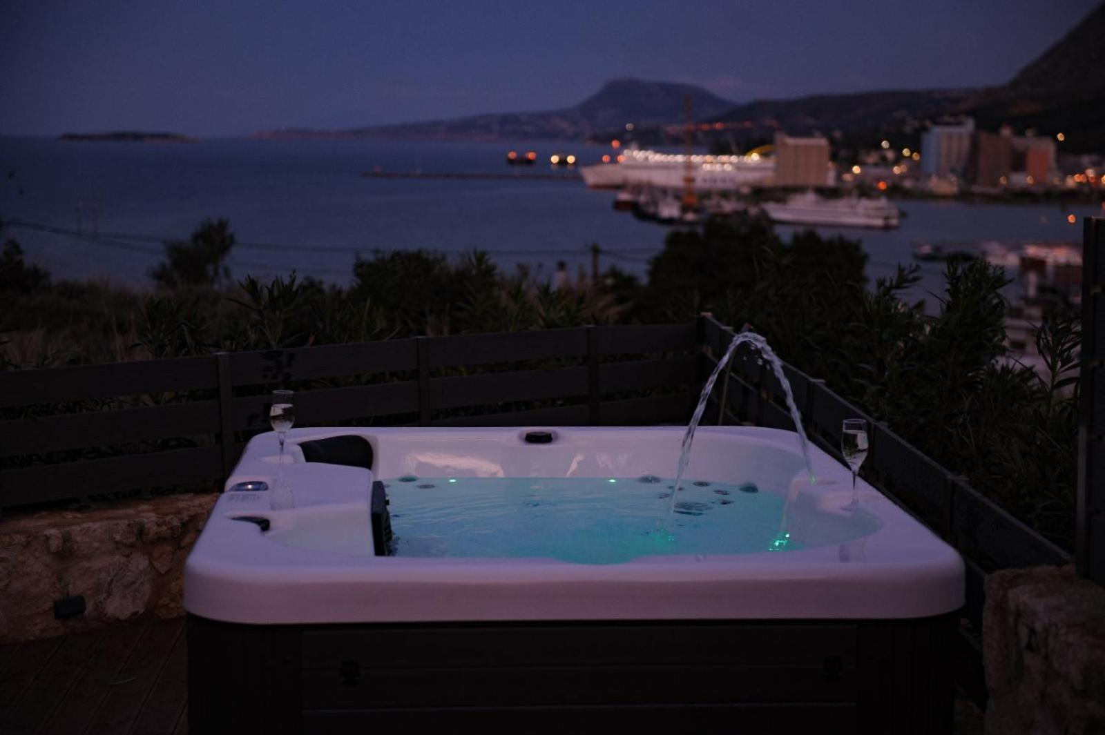 Villa Thearia Maisonette Souda