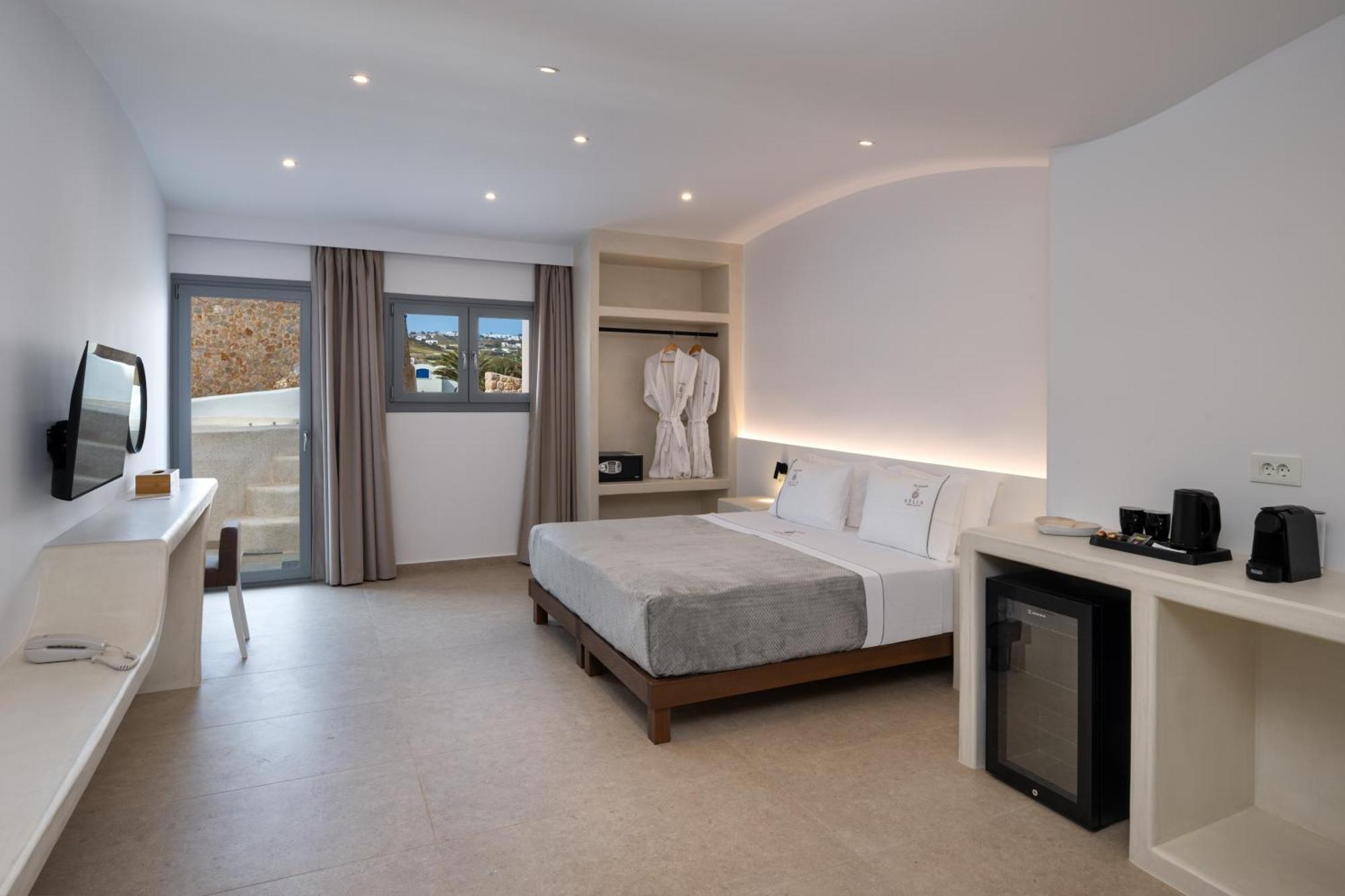 Aelia Thalassa Hotel 5*