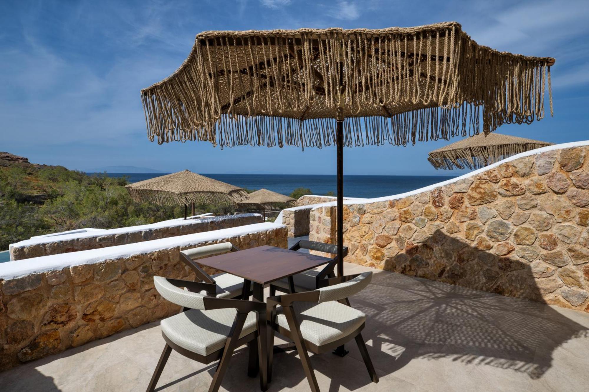 Hotel Aelia Thalassa Monolithos (Santorini)