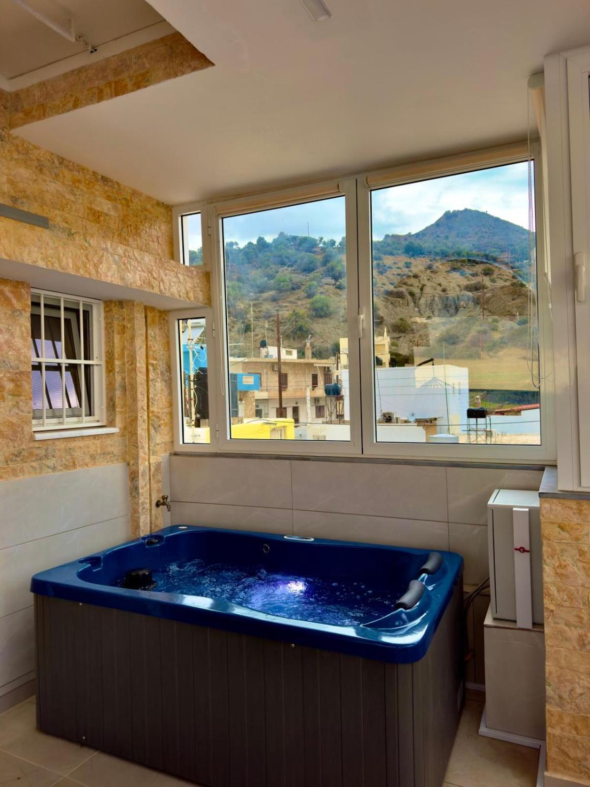 Filocsenia Luxury * Tsoutsouros (Crete)