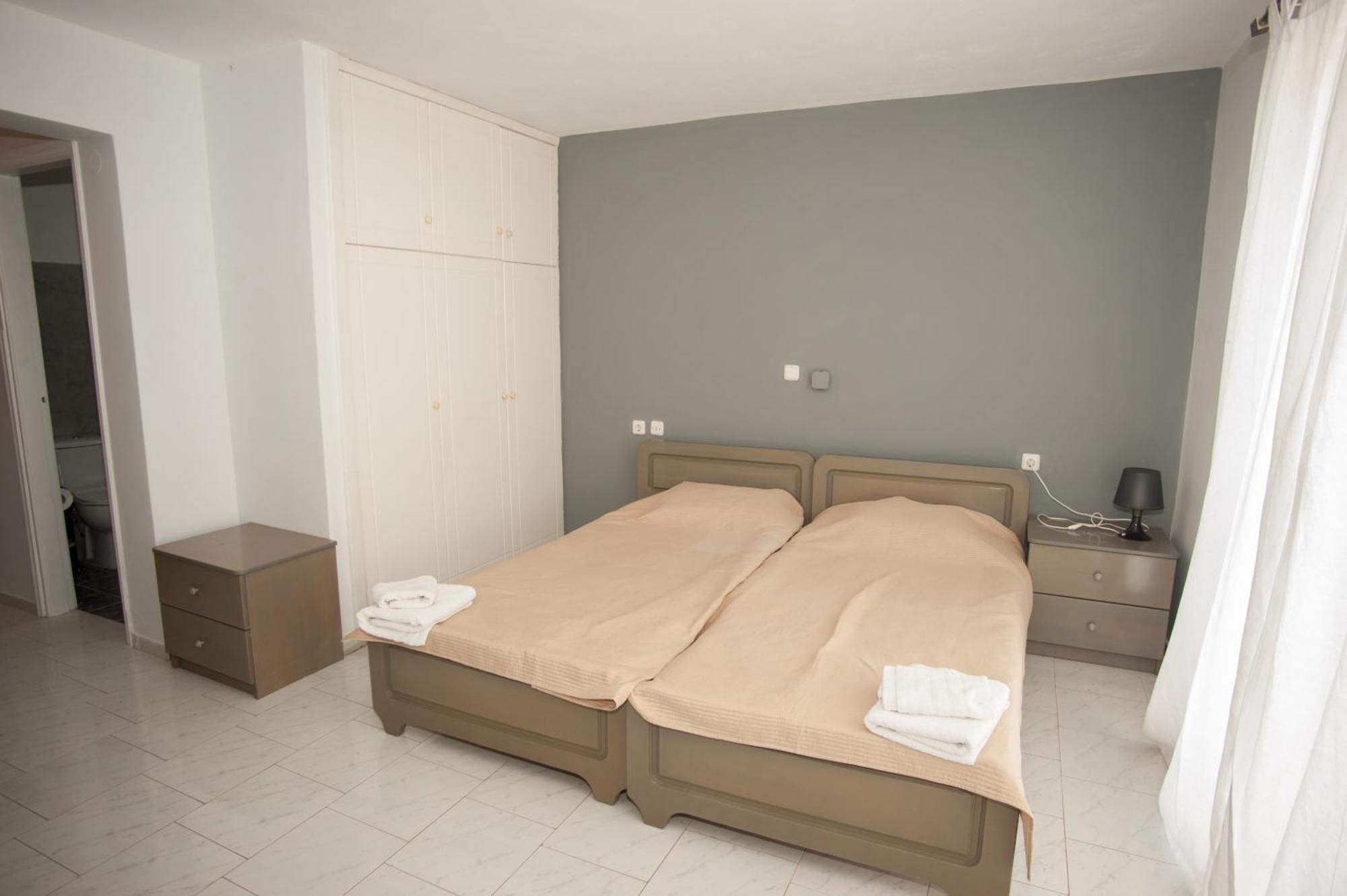 Pegasos Apartment Karavados
