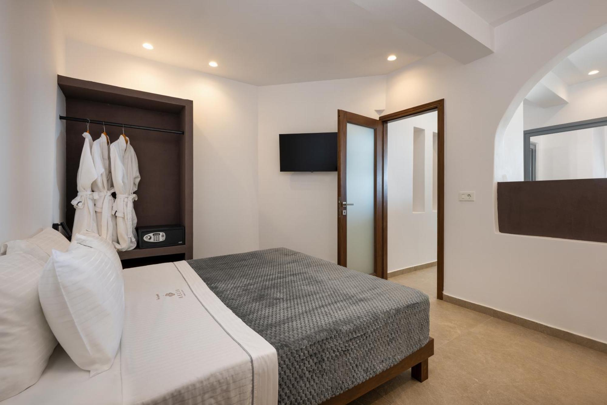 Hotel Aelia Thalassa 5*