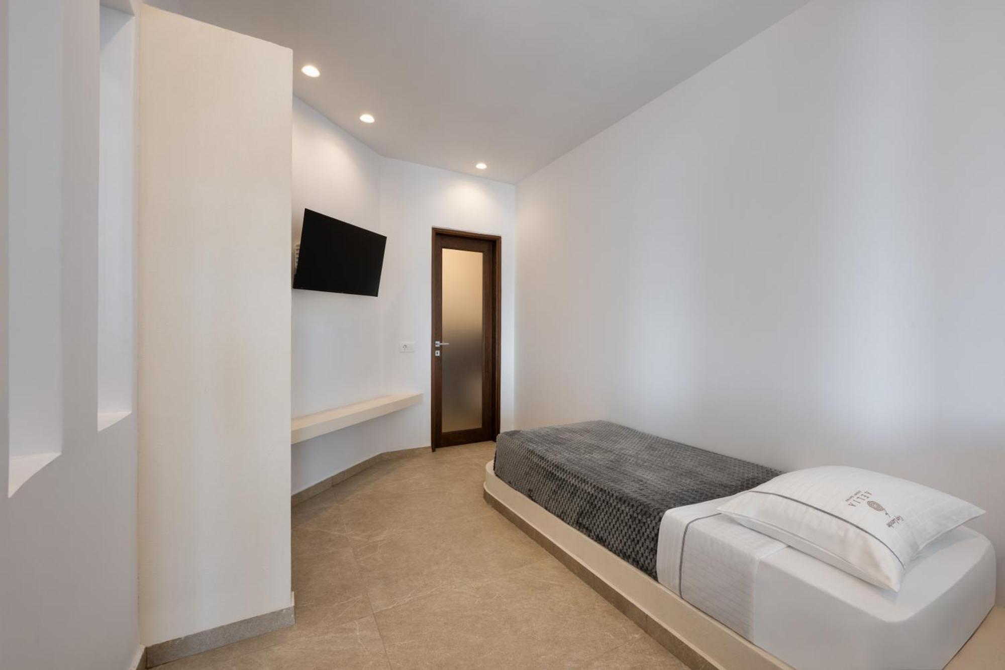 Aelia Thalassa Hotel