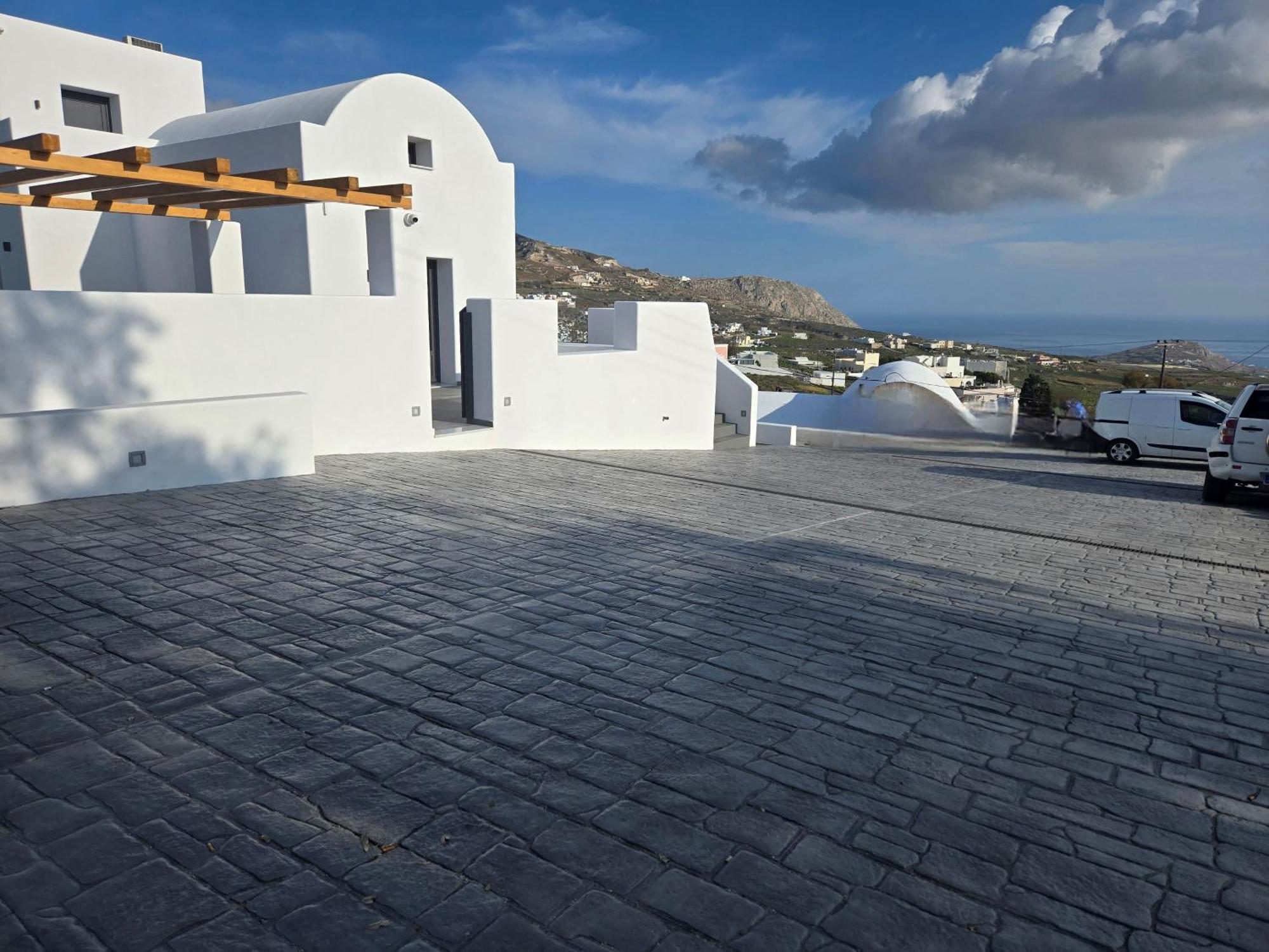 Santorini Ethereal Blue Aparthotel Pyrgos Kallistis