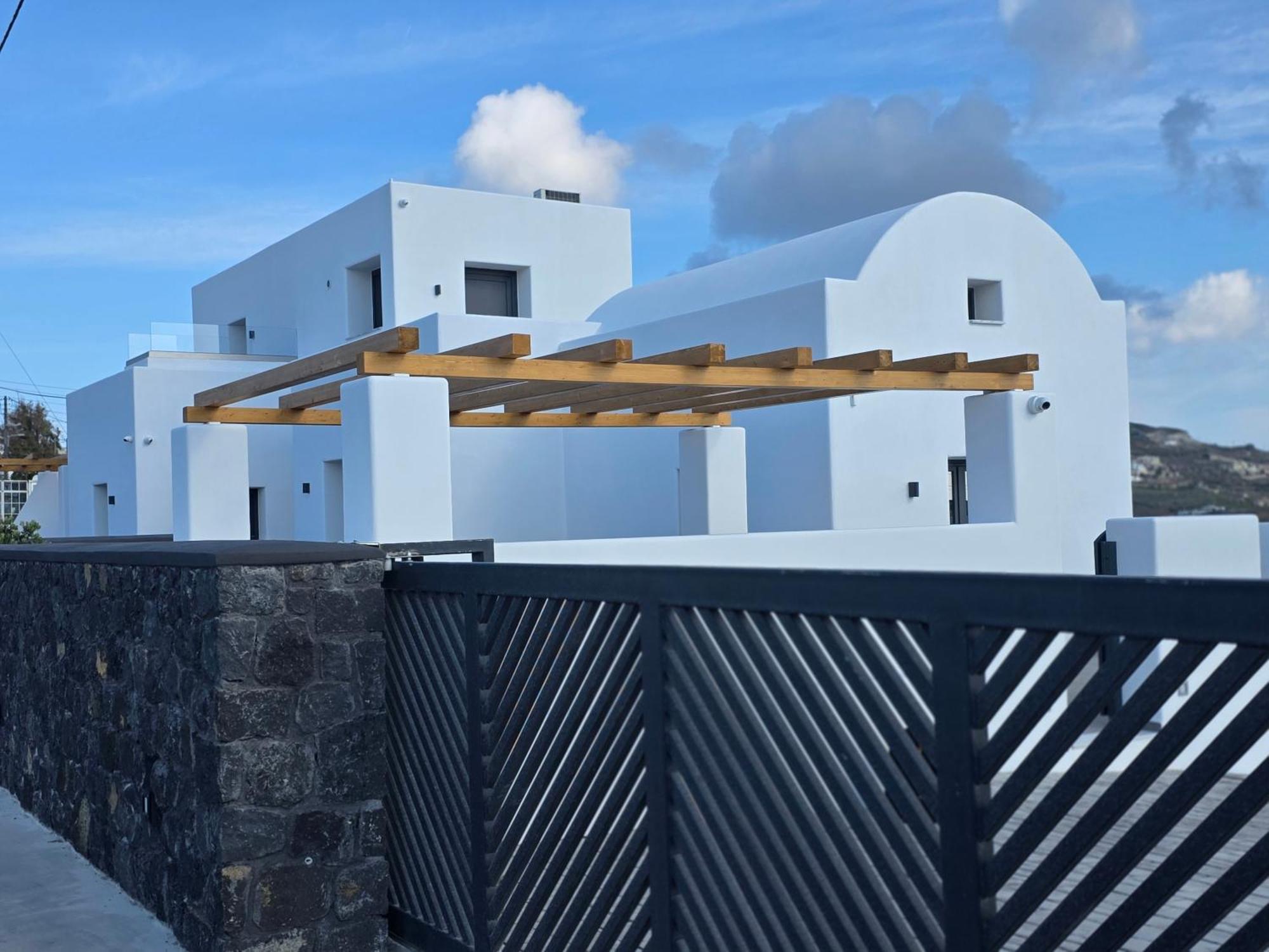 Aparthotel Santorini Ethereal Blue Pyrgos Kallistis