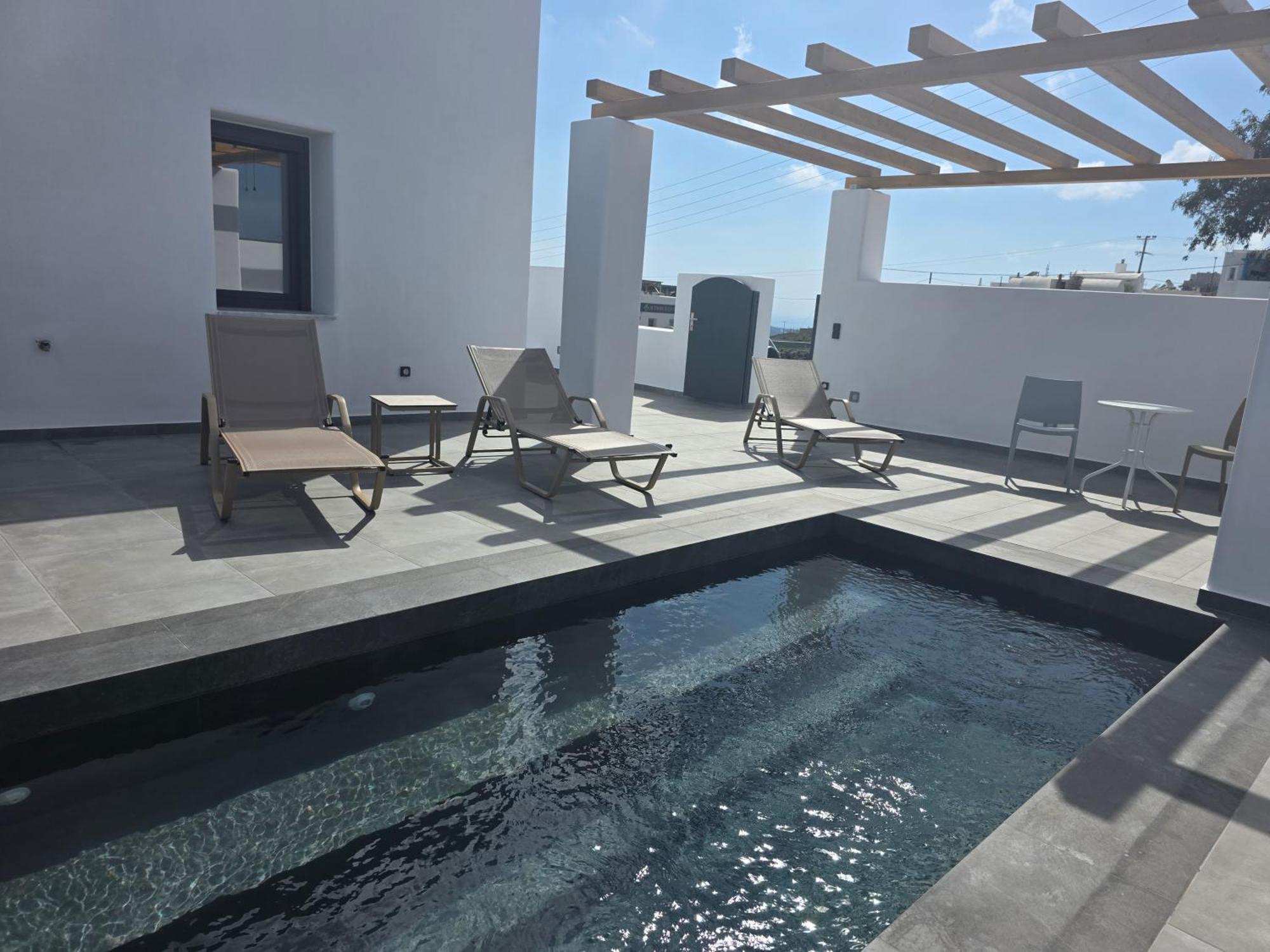 Aparthotel Santorini Ethereal Blue Pyrgos Kallistis