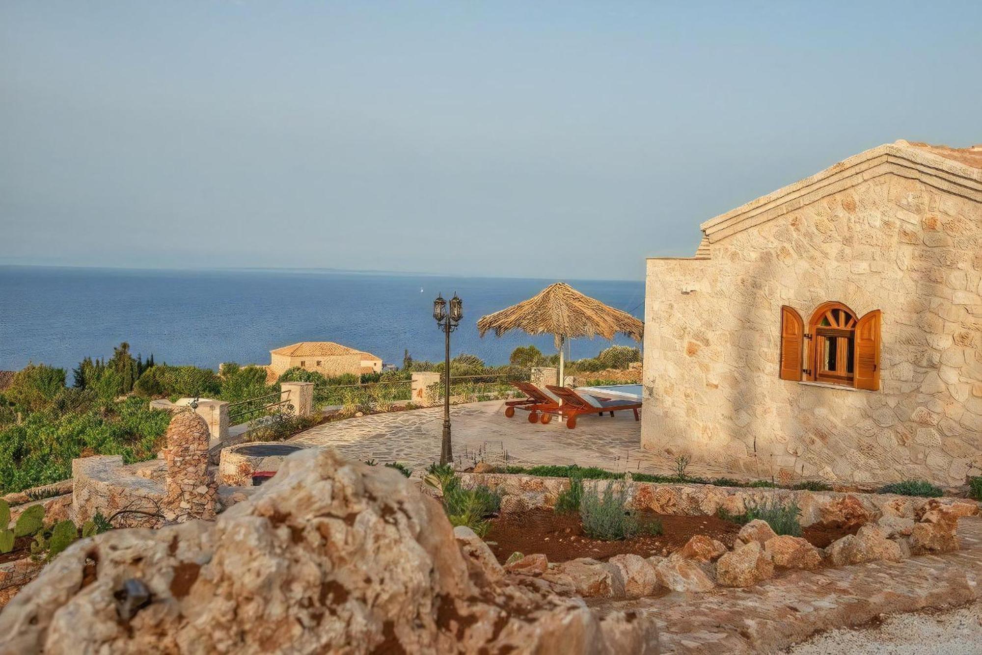 Luxury Leona 2 Bedrooms Agios Nikolaos Villa Zakynthos Town