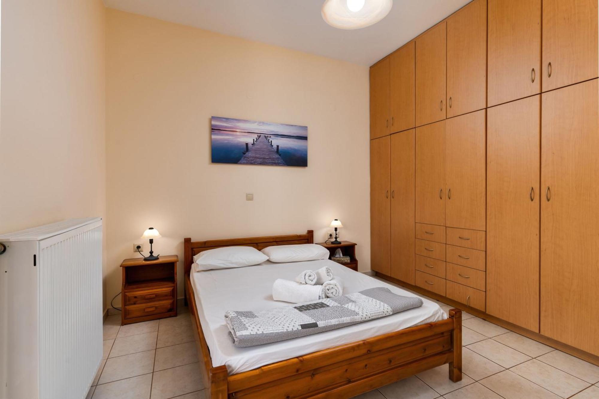 Eleni - With Private Pool Villa