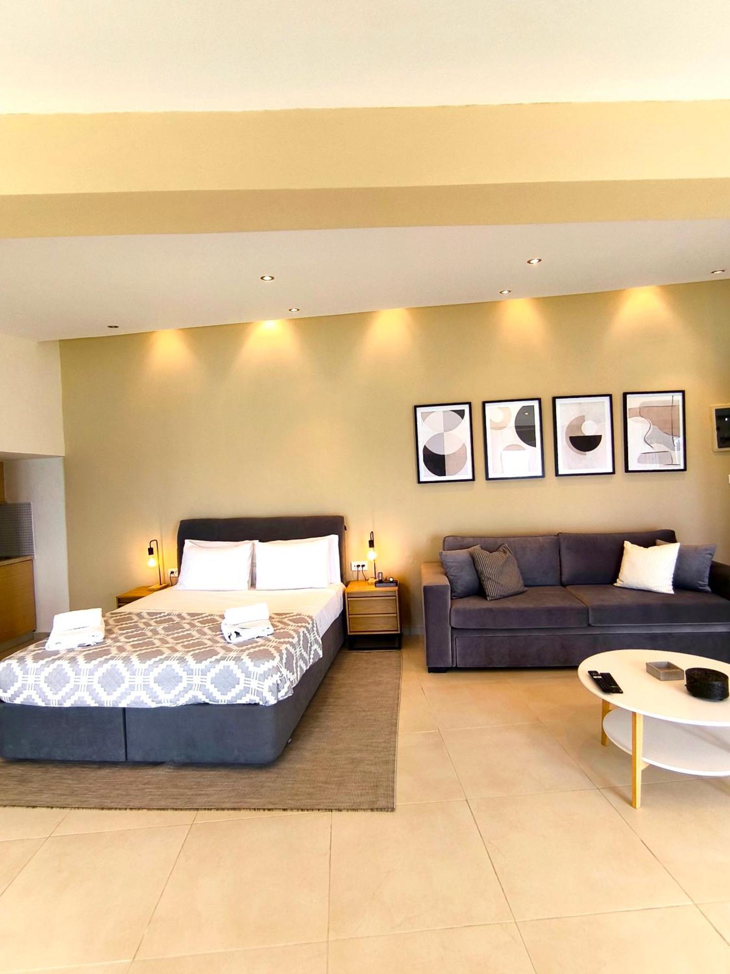 Infinity House By Klv Holiday home *