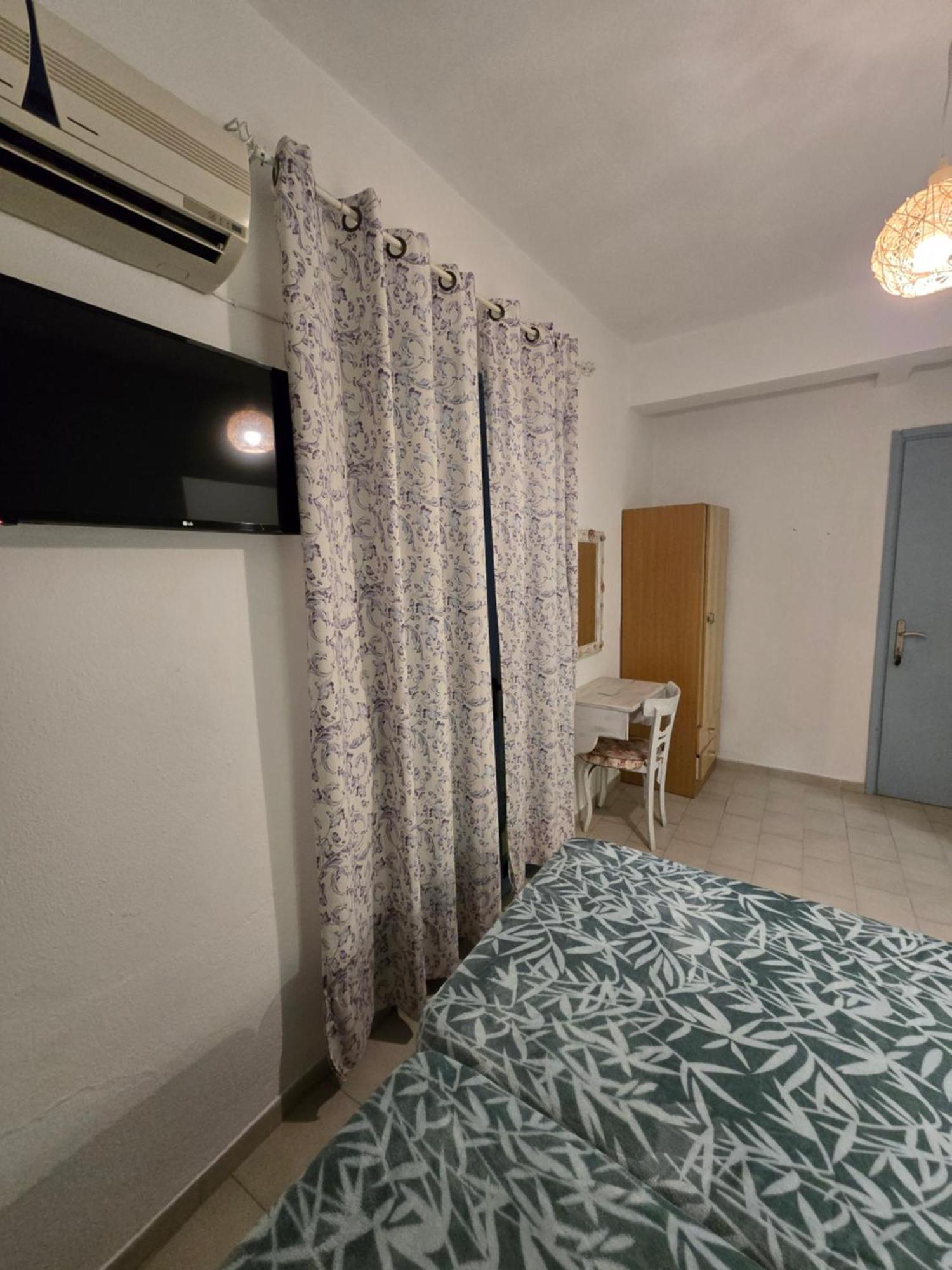 Voula's House Skiathos Town