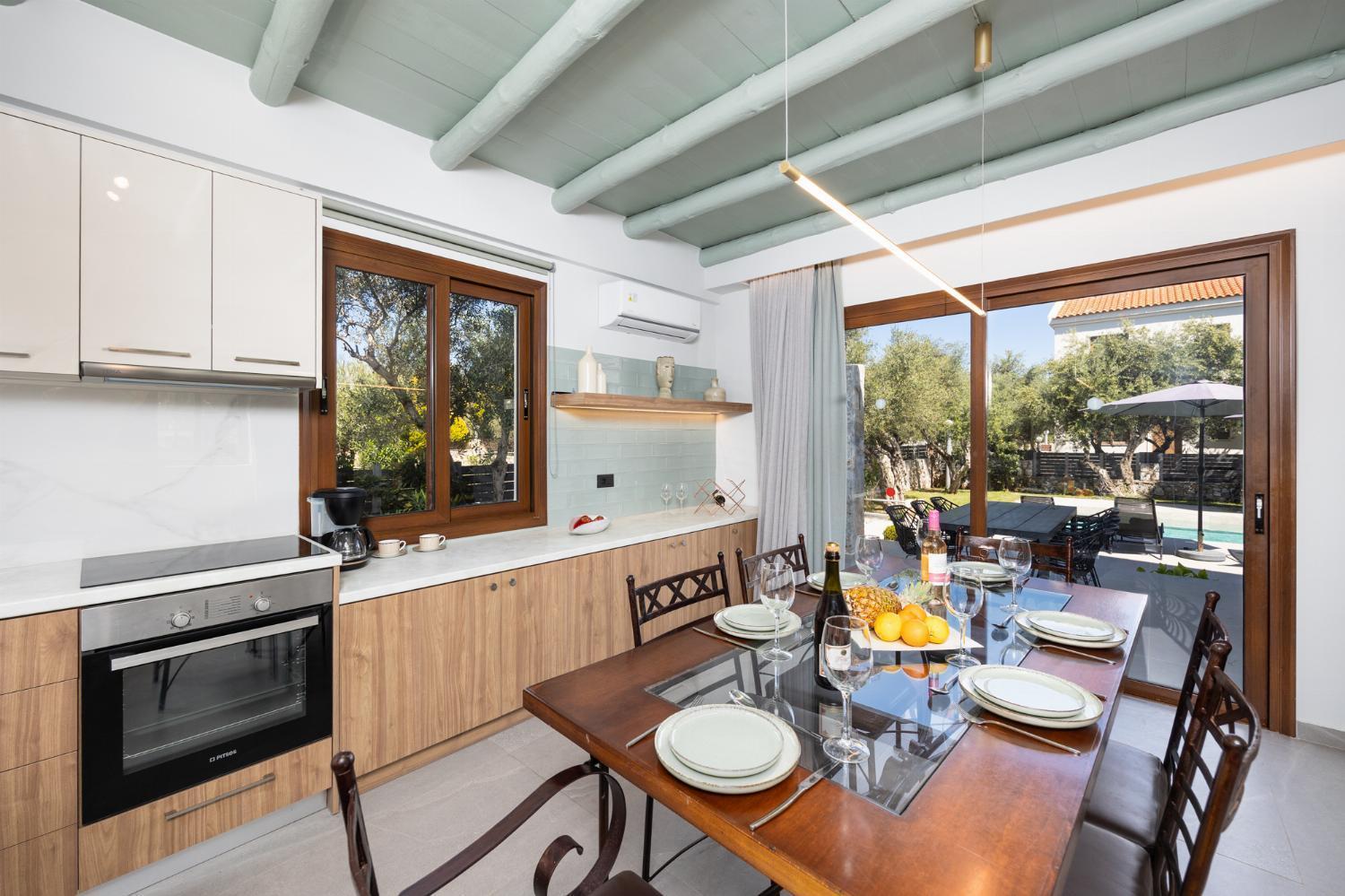 Villa Nineta Tavronitis (Crete)