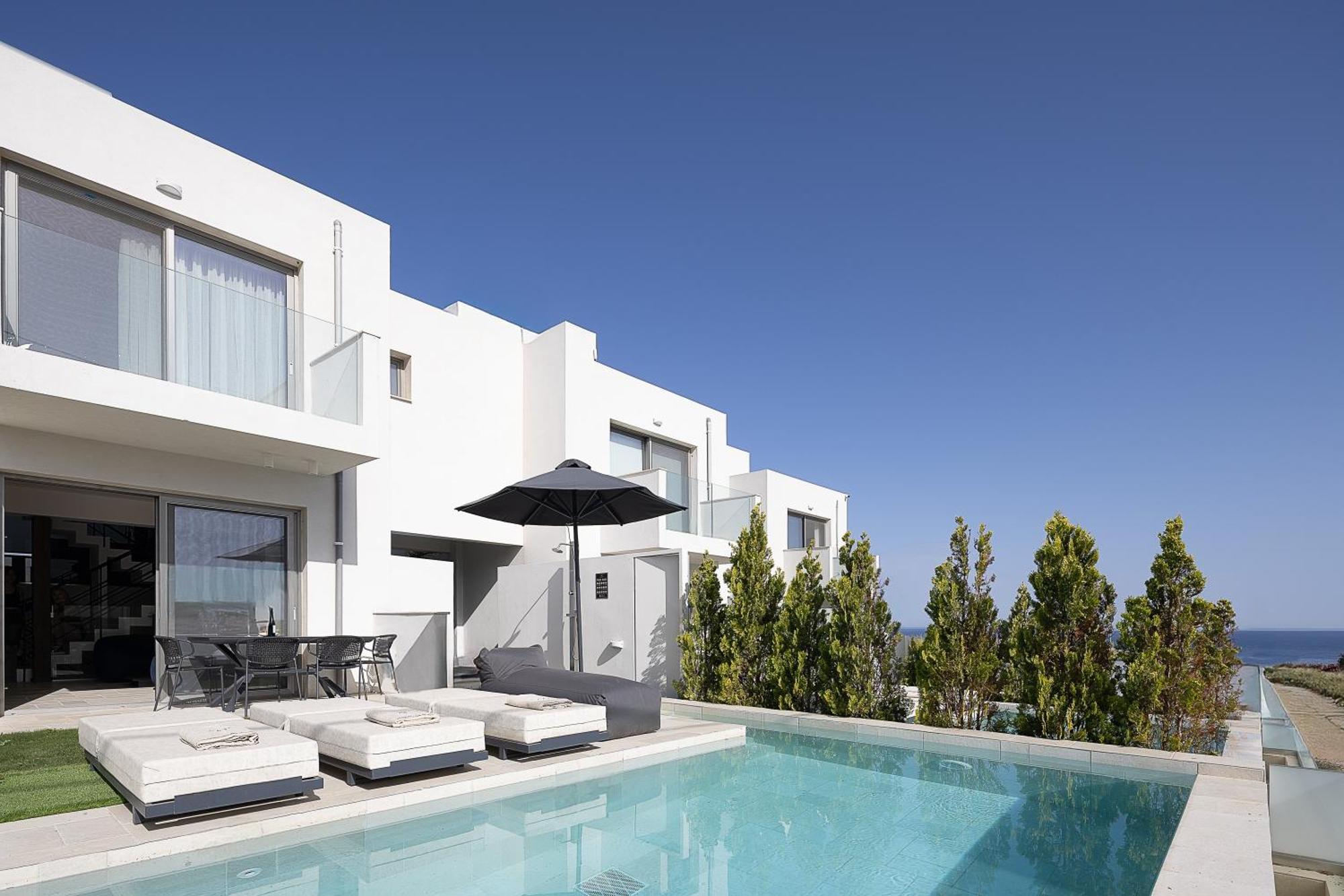 Villa Dea Luna Villas, Heated Pool & 5star Access, By Thinkvilla Panormos (Crete)
