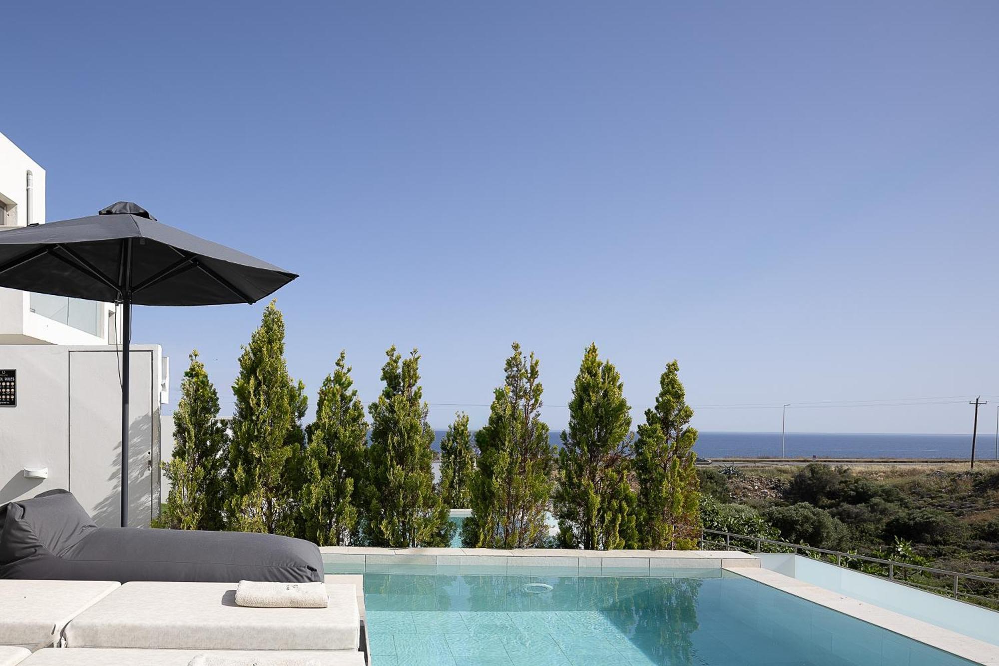 Dea Luna Villas, Heated Pool & 5star Access, By Thinkvilla *